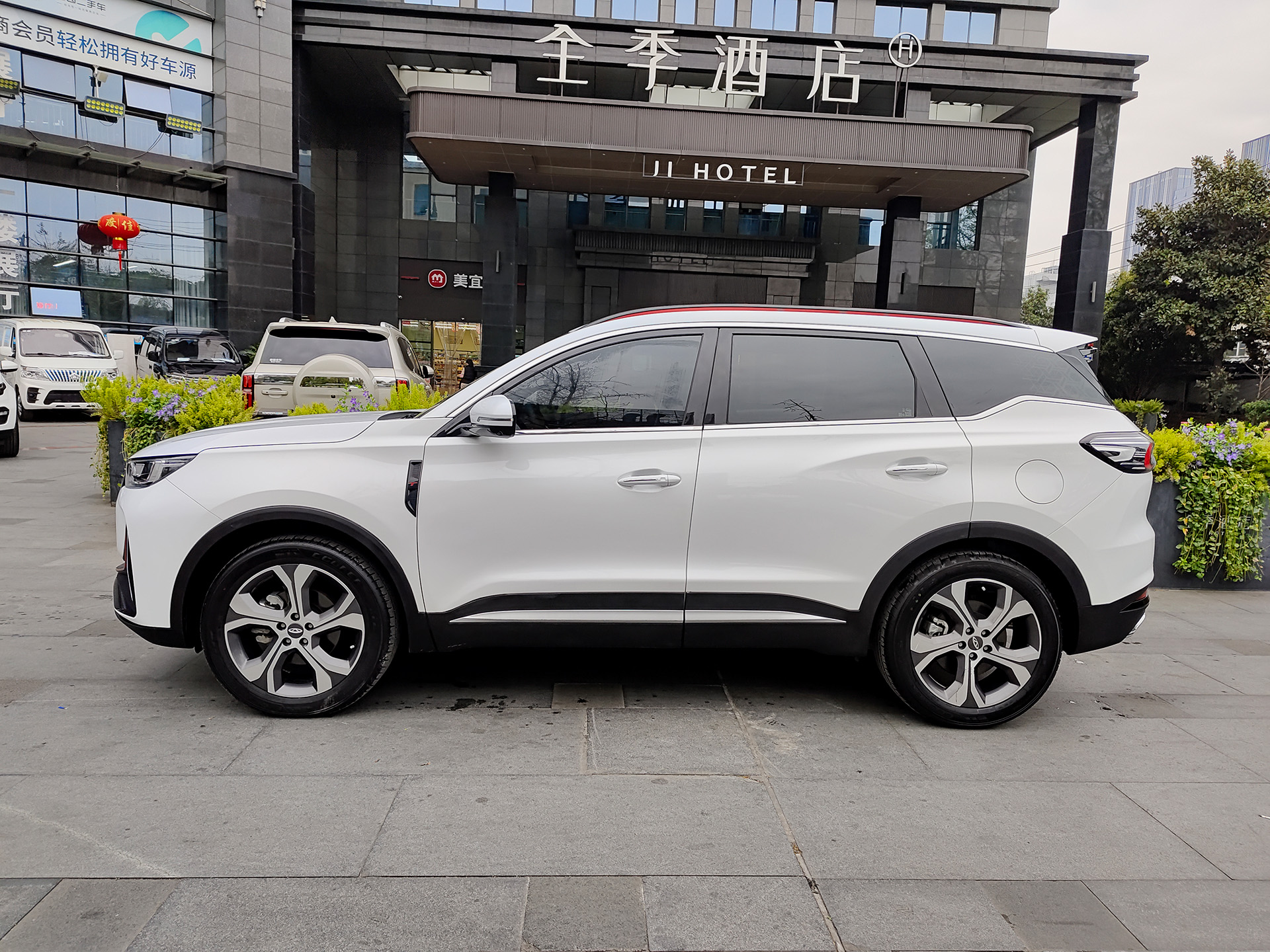 Chery Tiggo 7 Plus 2023 car image #3