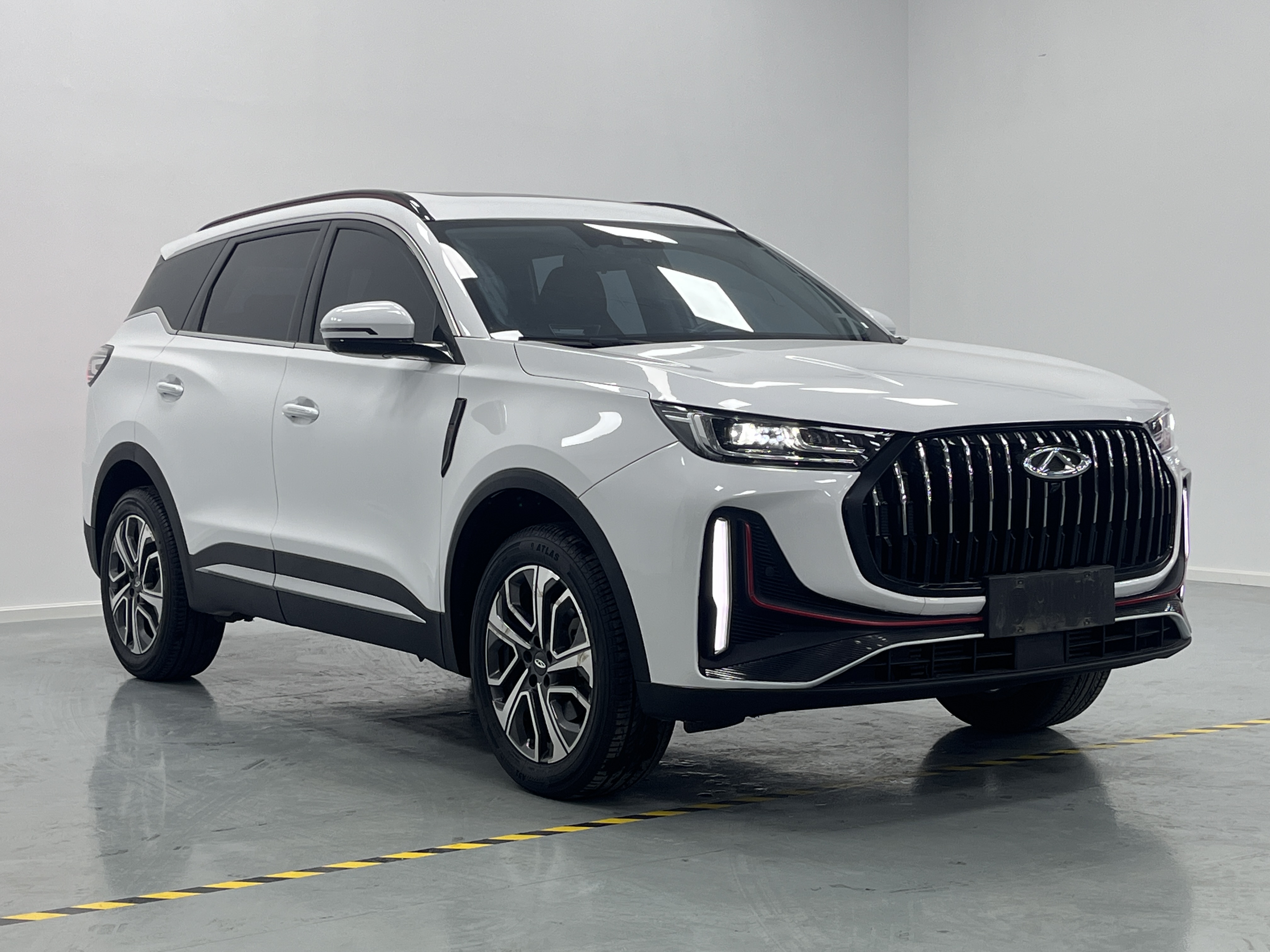 Chery Tiggo 7 Plus 2023 car image #3