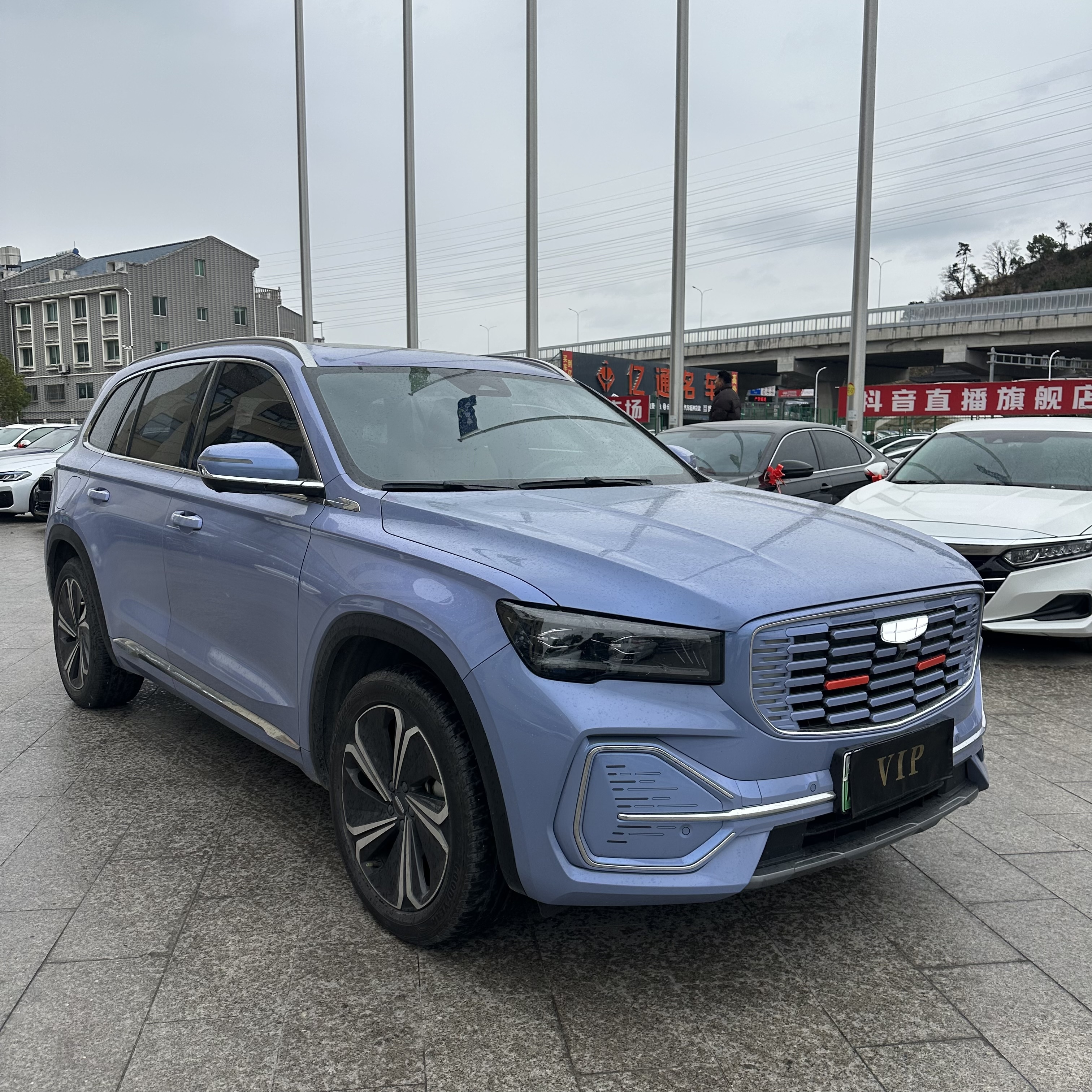 GEELY Monjaro EREV 2023 car image #3