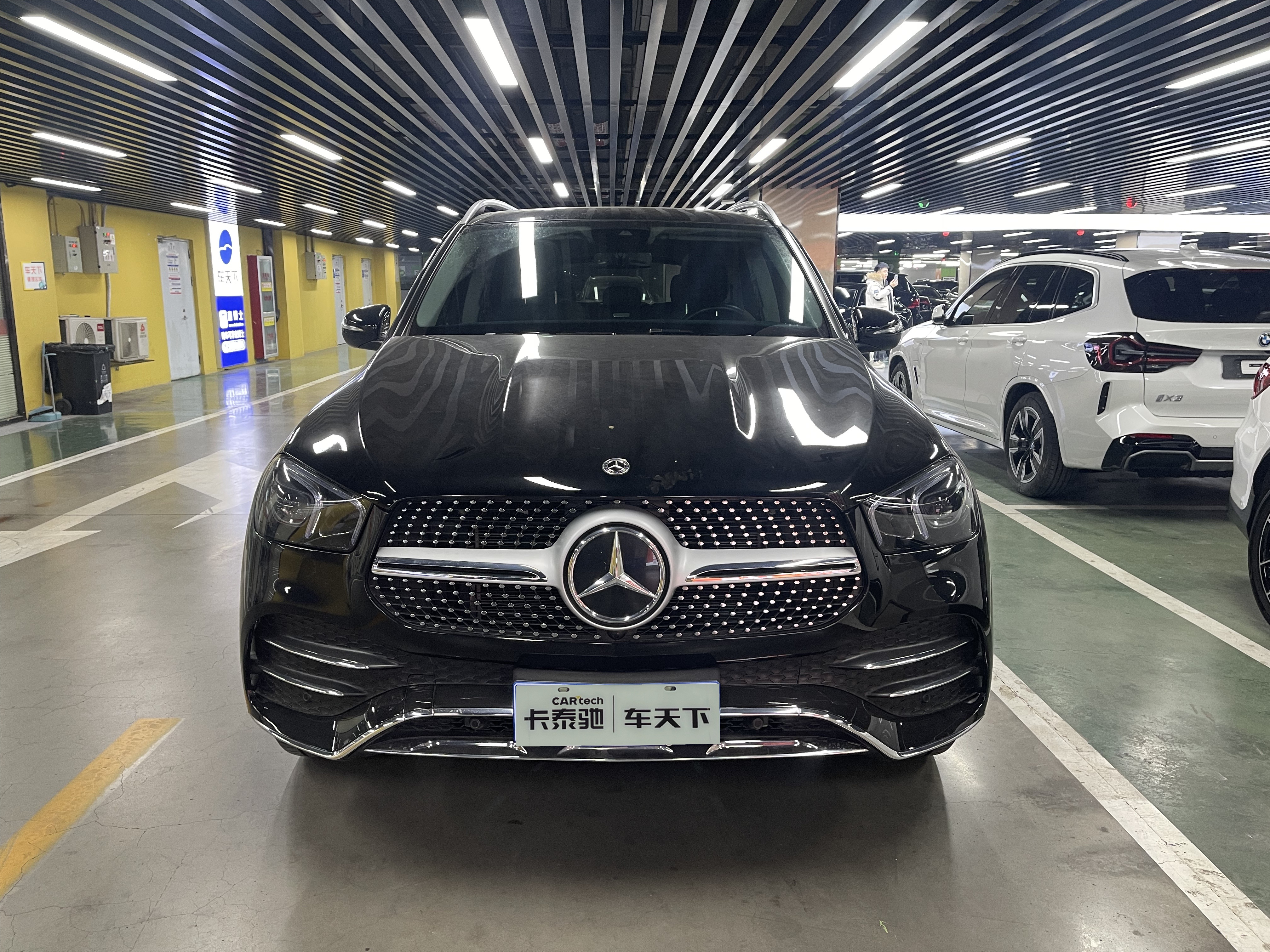 Mercedes-Benz GLE Class 2023 #3 Mercedes-Benz GLE Class 2023 car image #3