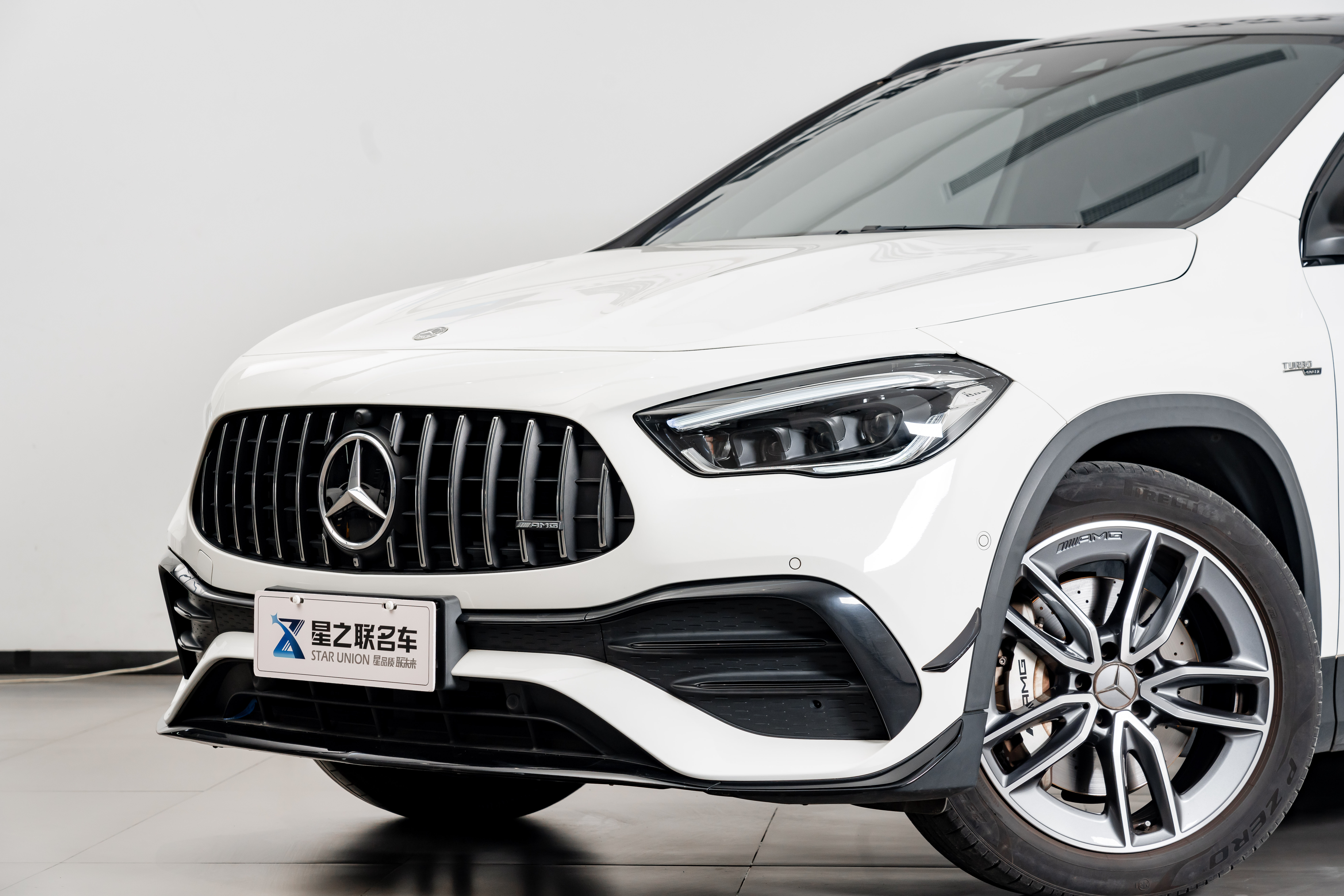 Mercedes-Benz GLA AMG 2023 car image #3