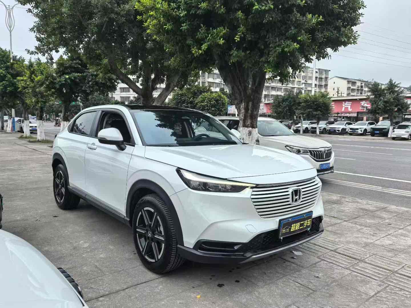 Honda VEZEL 2023 #3 Honda VEZEL 2023 car image #3