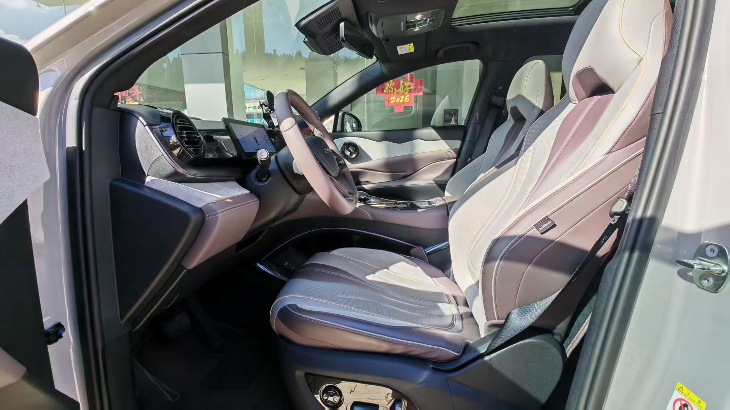 BYD Frigate 07 2023 #3 BYD Frigate 07 2023 car image #3