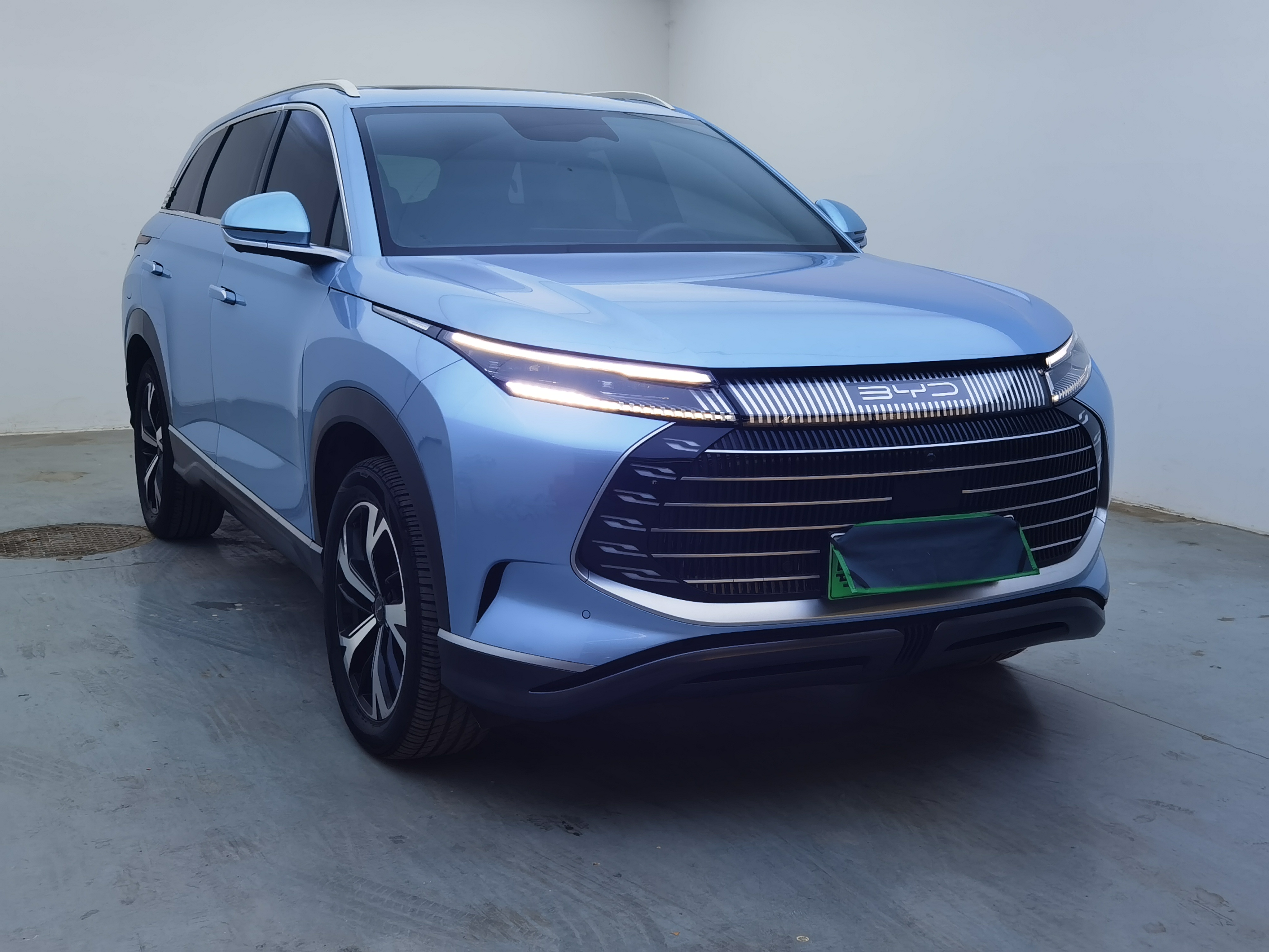 BYD Frigate 07 2023 #3 BYD Frigate 07 2023 car image #3