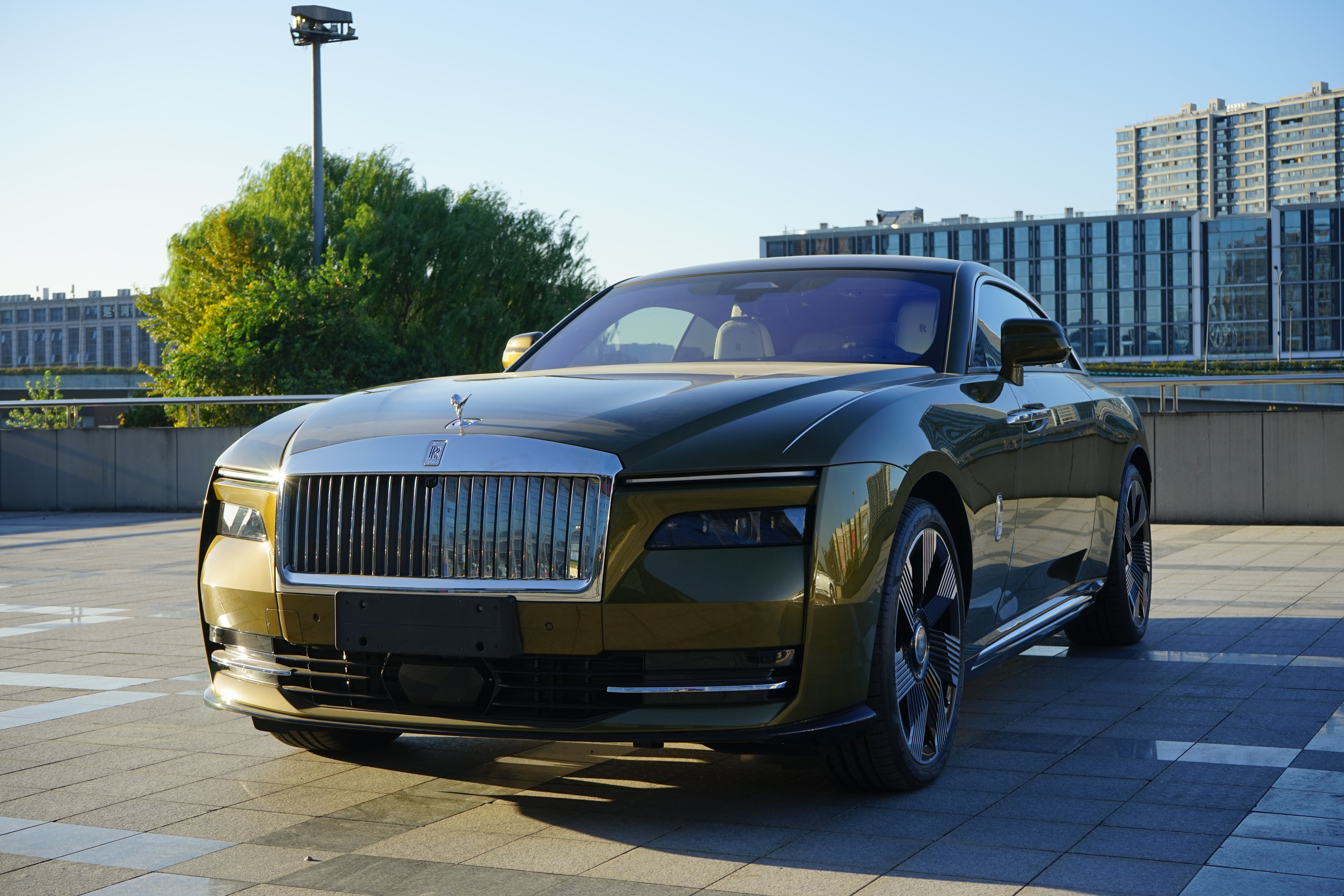 劳斯莱斯 闪灵 2024 #3 劳斯莱斯 闪灵 2024 汽车图片 #3