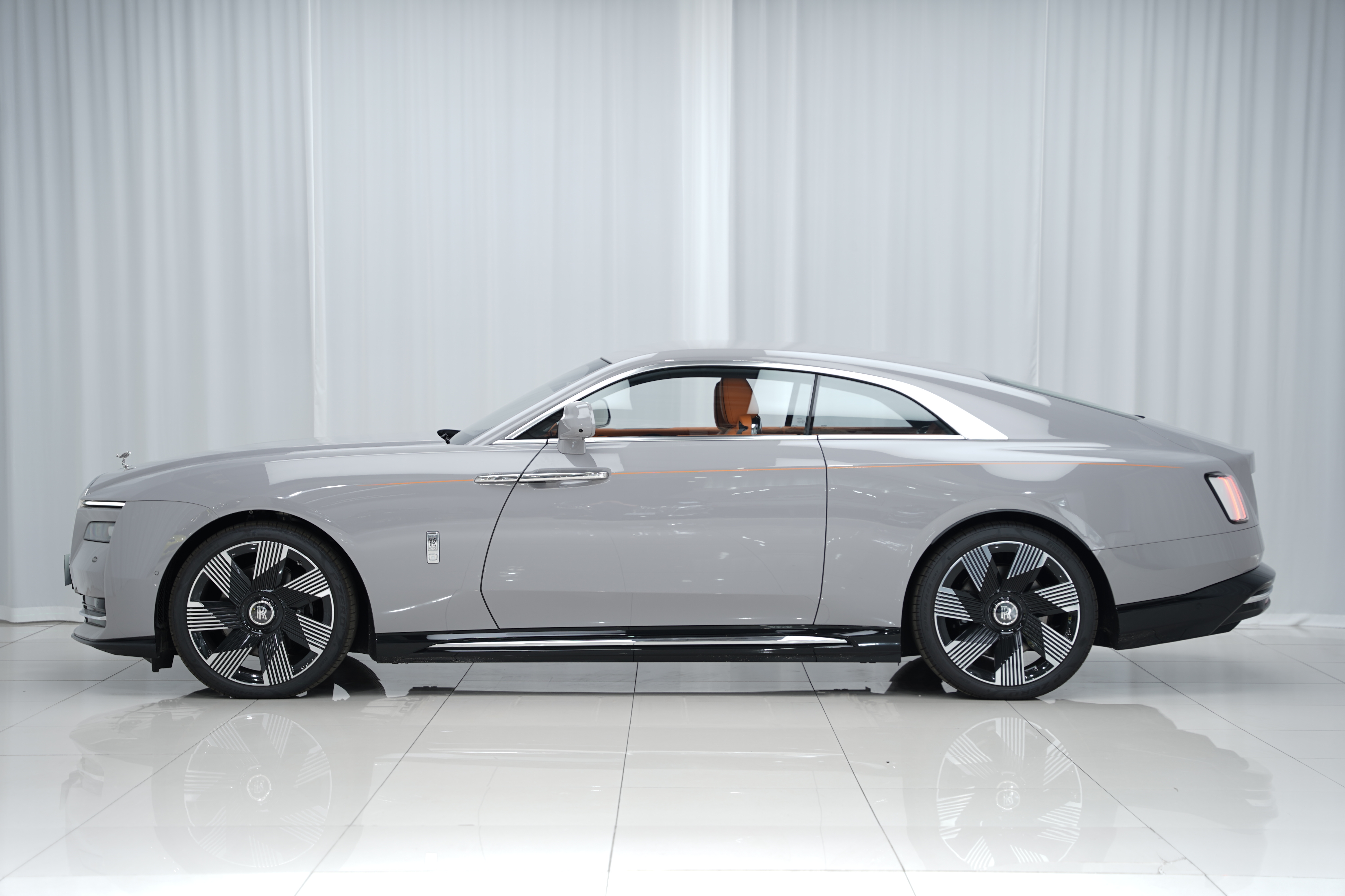 劳斯莱斯 闪灵 2025 #3 劳斯莱斯 闪灵 2025 汽车图片 #3