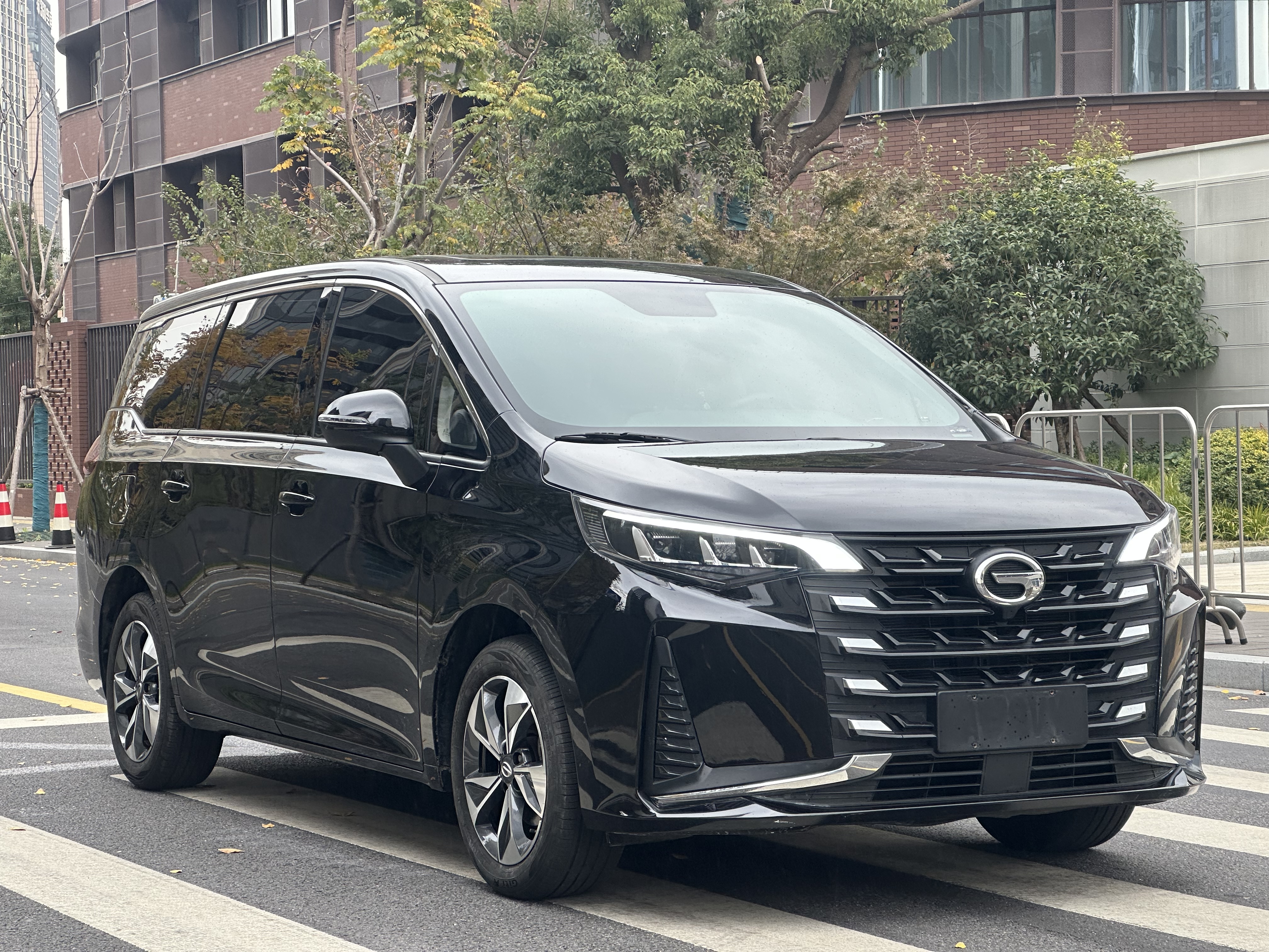 GAC Trumpchi M6 2023 car image #3