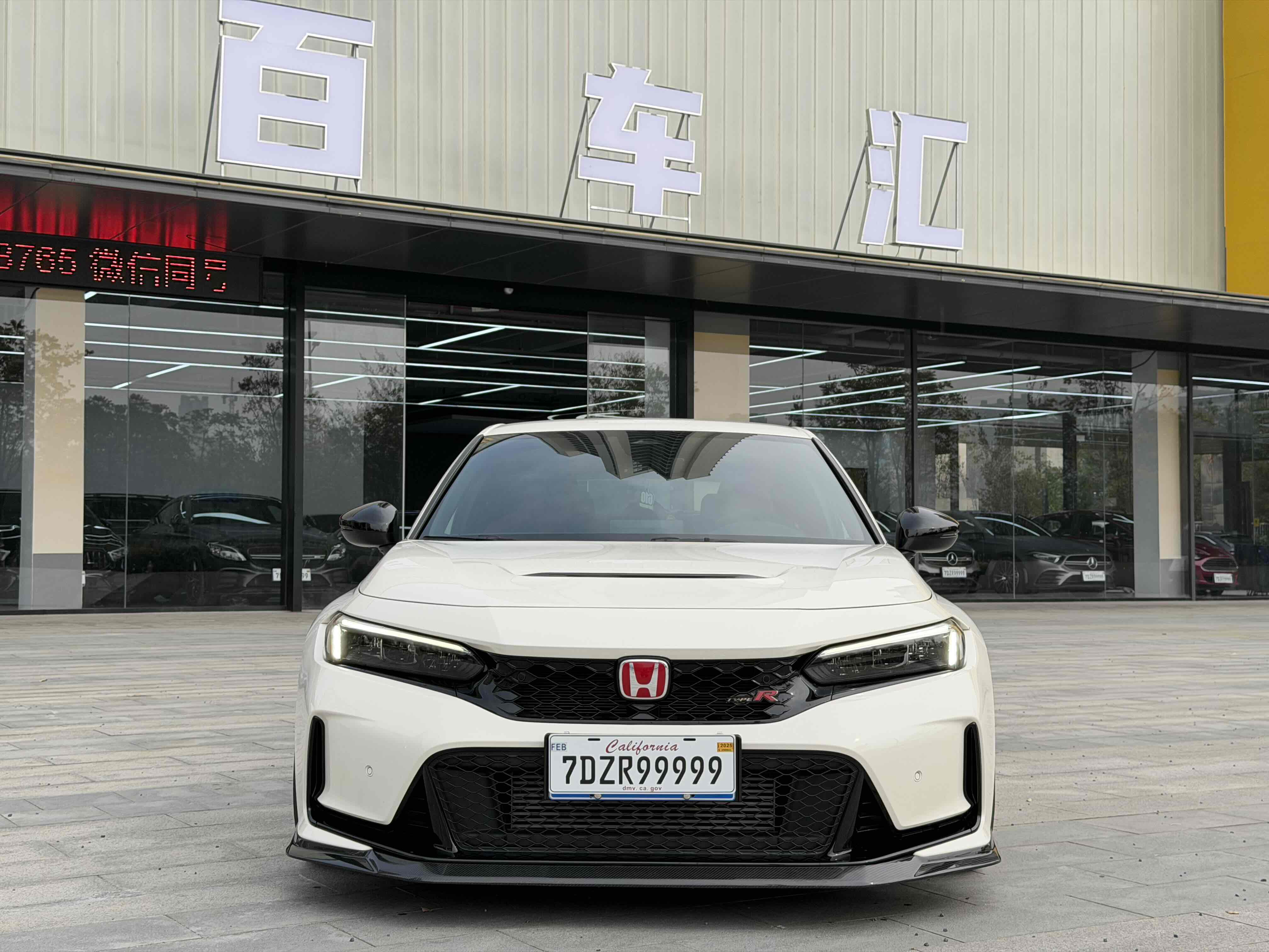 Honda Civic (Imported) 2024 #3 Honda Civic (Imported) 2024 car image #3
