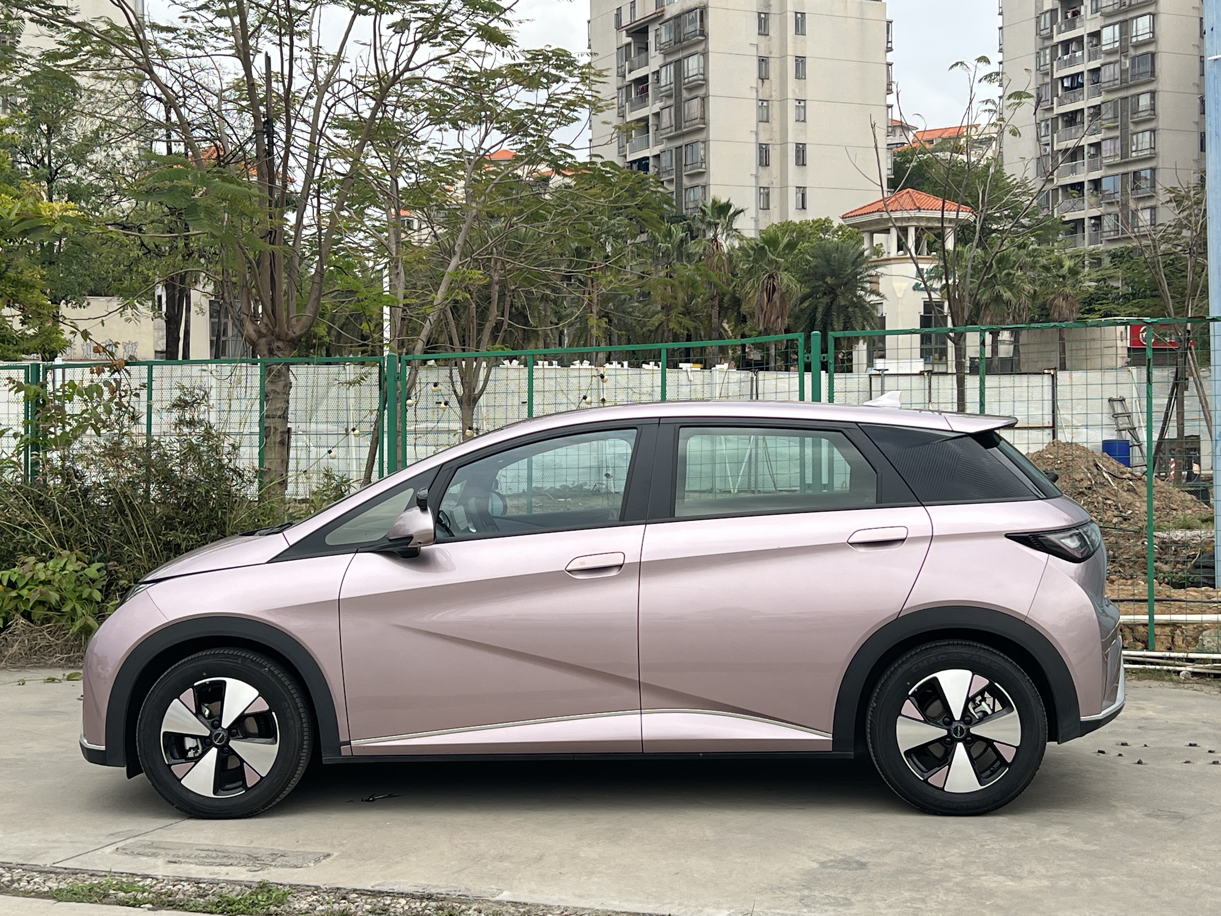 BYD Dolphin 2023 صورة سيارة #3