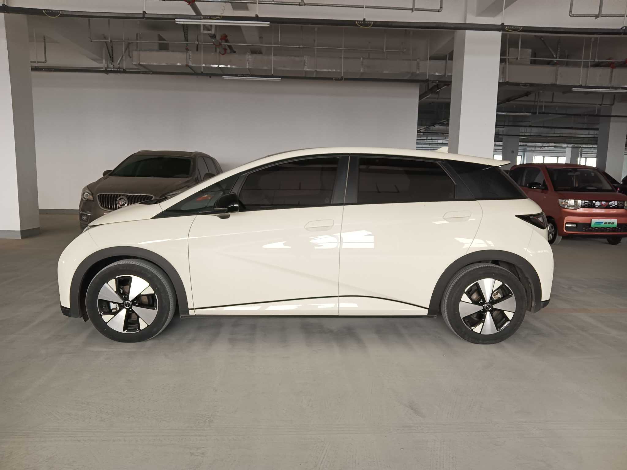 BYD Dolphin 2023 #3 BYD Dolphin 2023 صورة سيارة #3