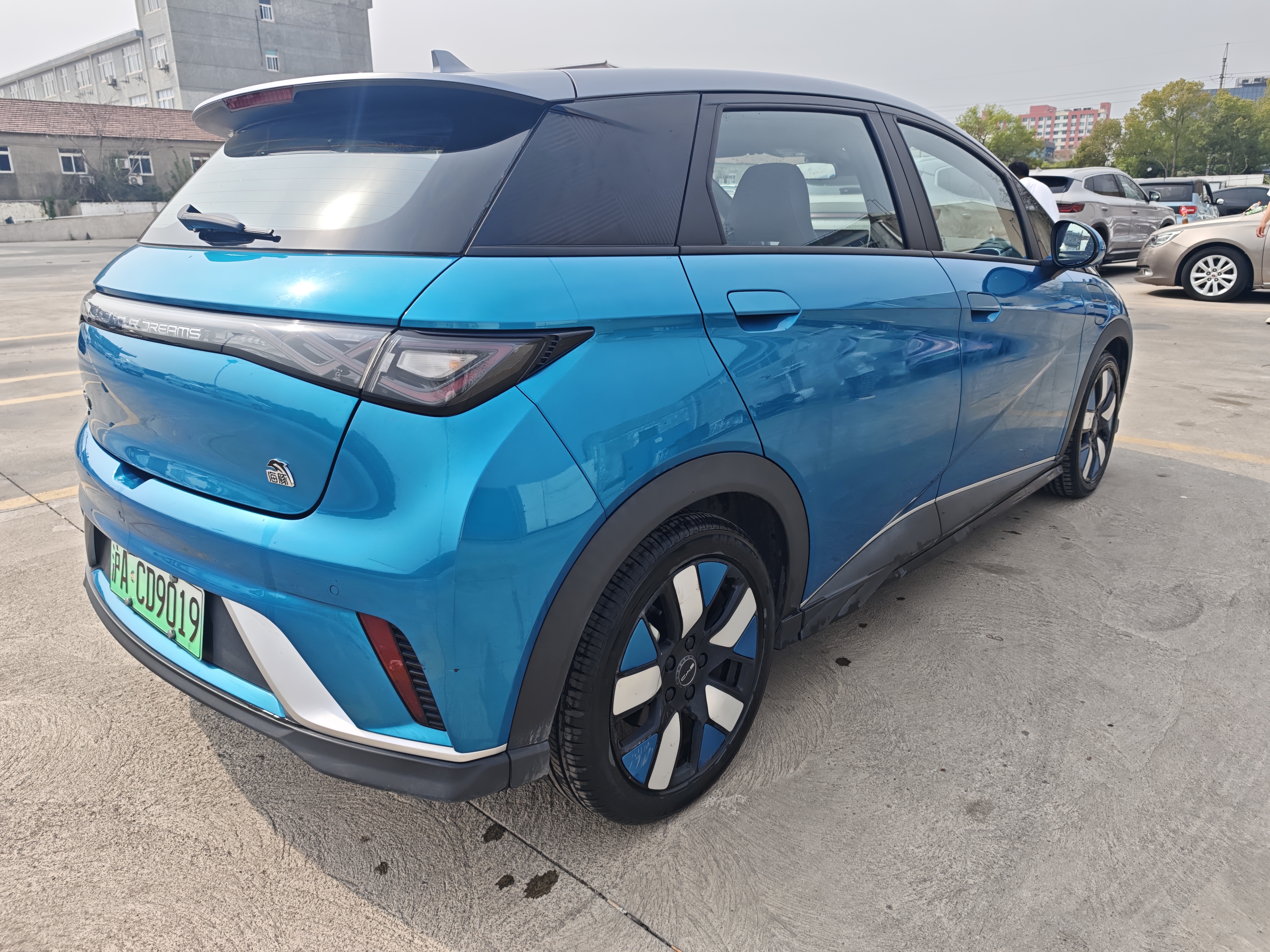 BYD Dolphin 2023 #3 BYD Dolphin 2023 car image #3