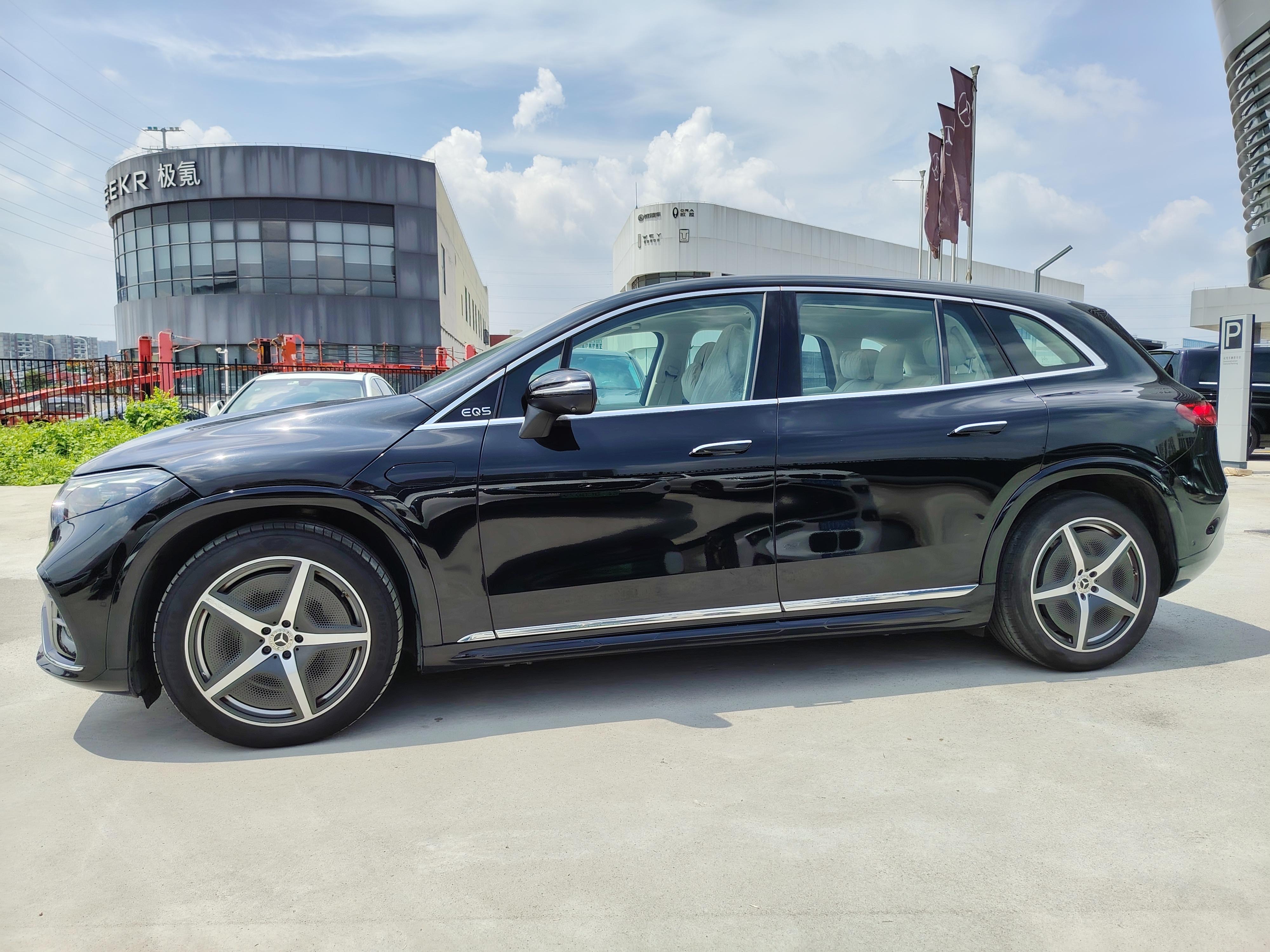 Mercedes-Benz EQS SUV 2023 #3 Mercedes-Benz EQS SUV 2023 car image #3