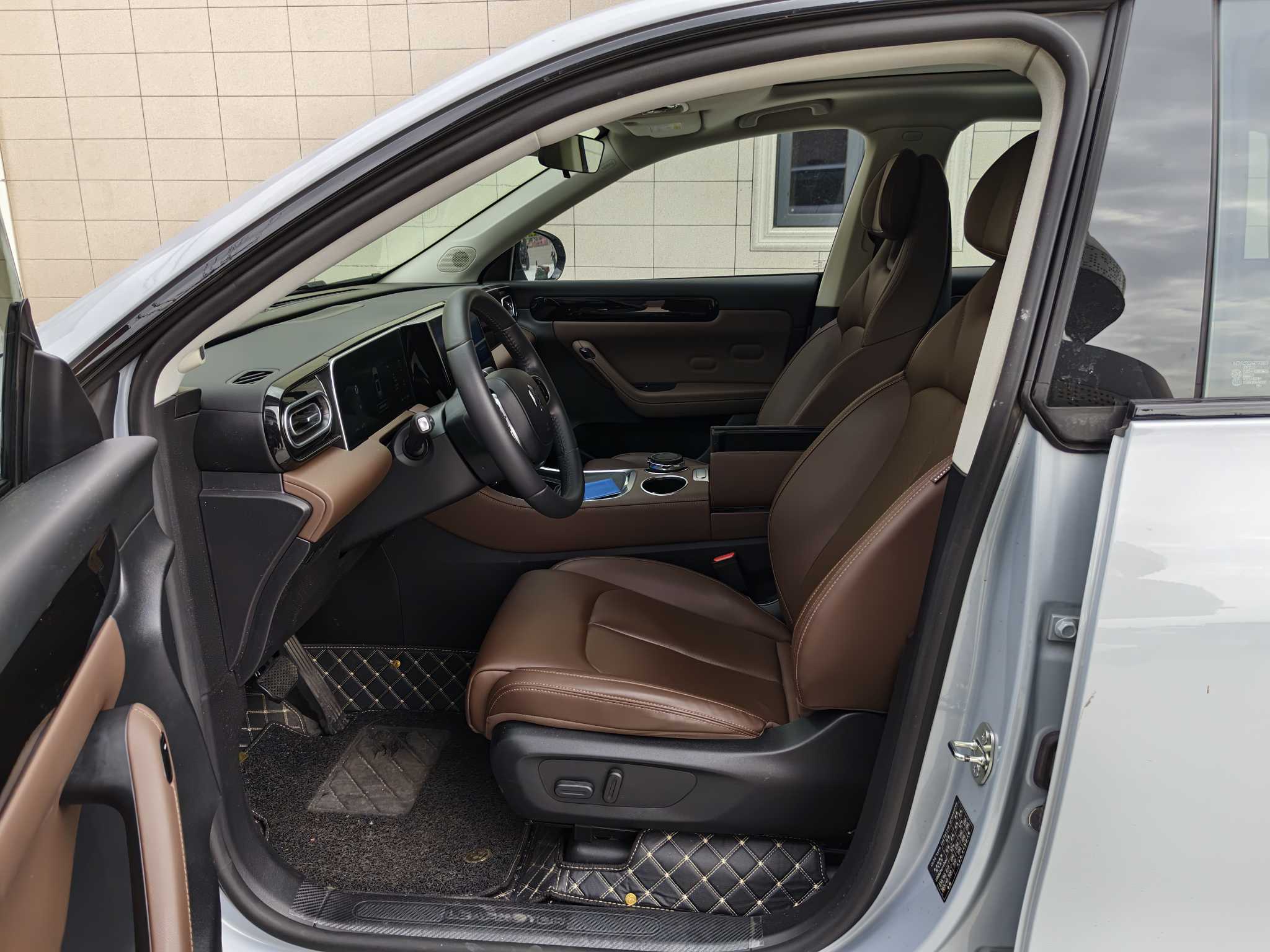 零跑汽车 零跑C11 2024 汽车图片 #3