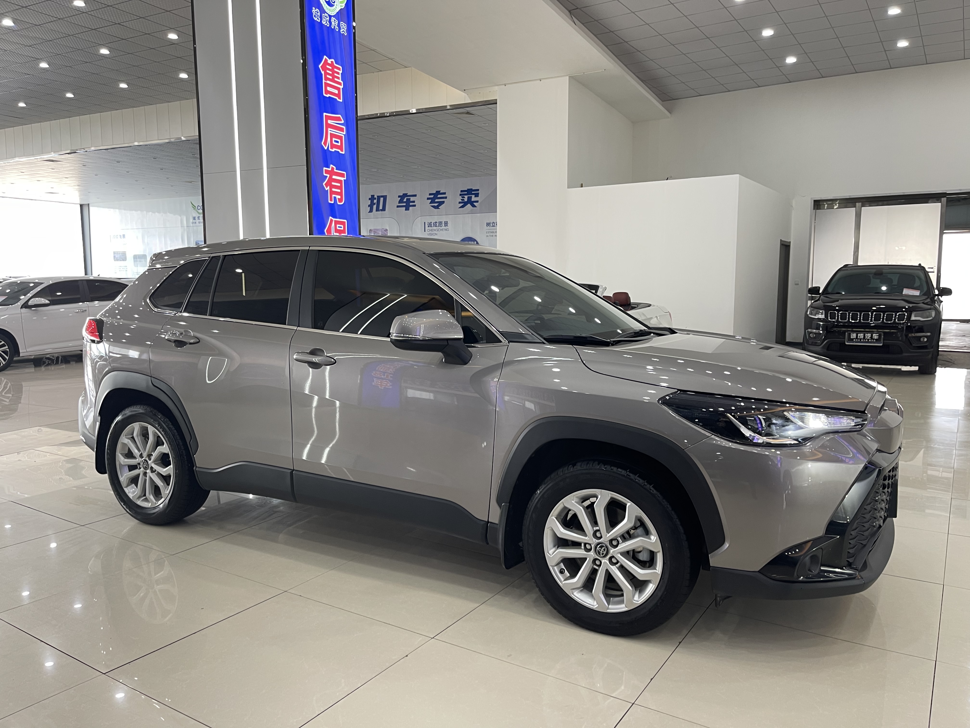 Toyota Frontlander 2023 car image #3