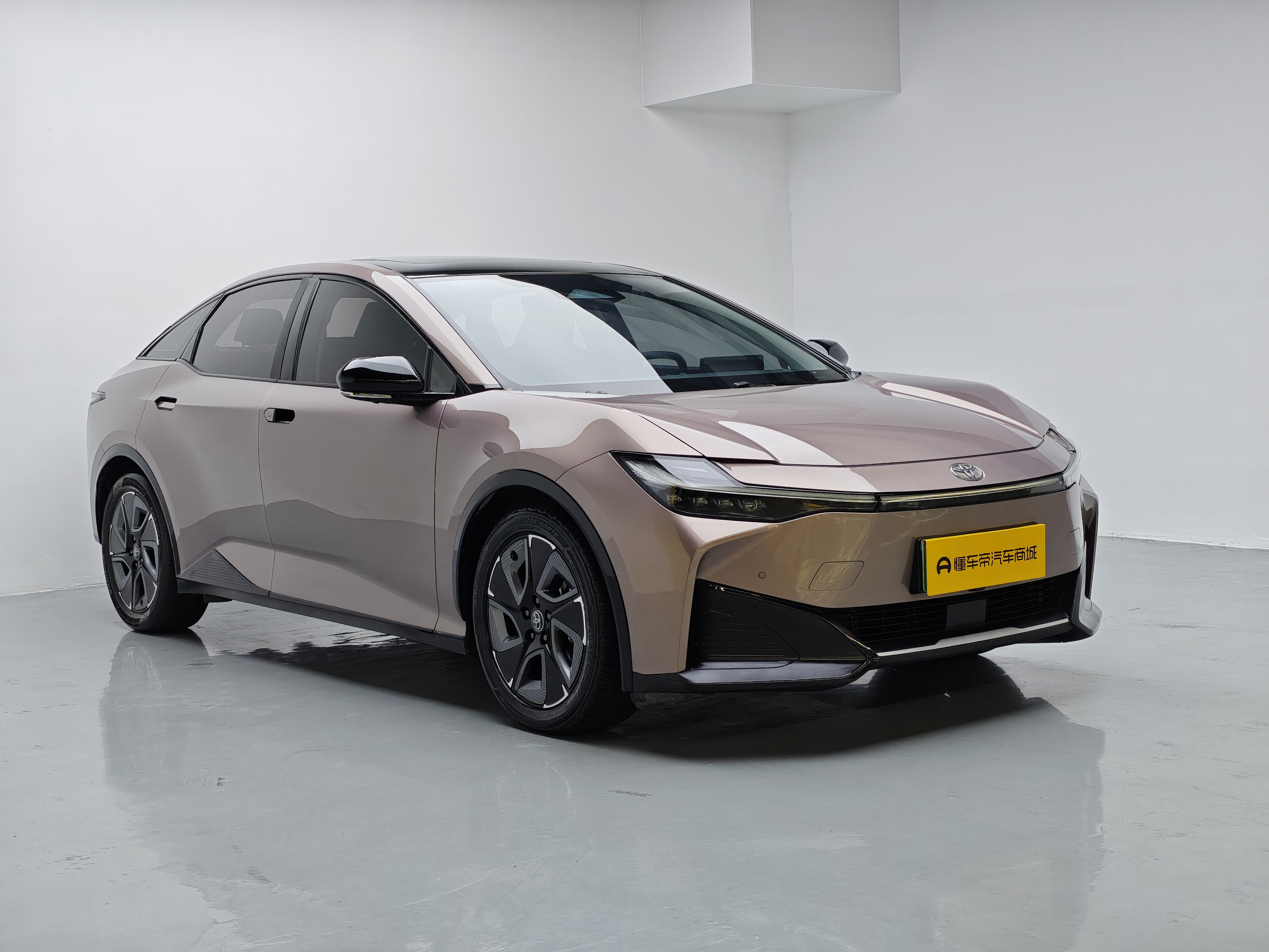 Toyota bZ3 2023 #3 Toyota bZ3 2023 immagine di auto #3