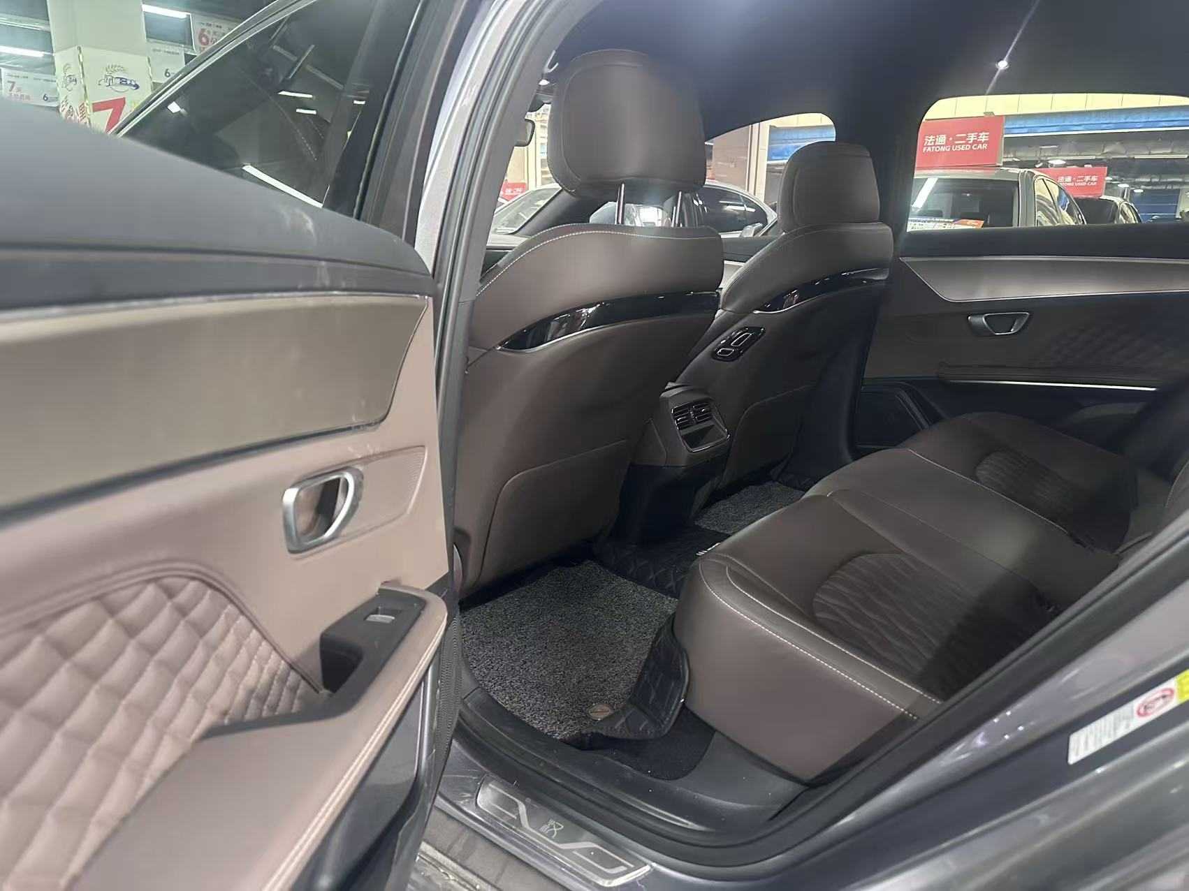 BYD Han 2023 #3 BYD Han 2023 car image #3