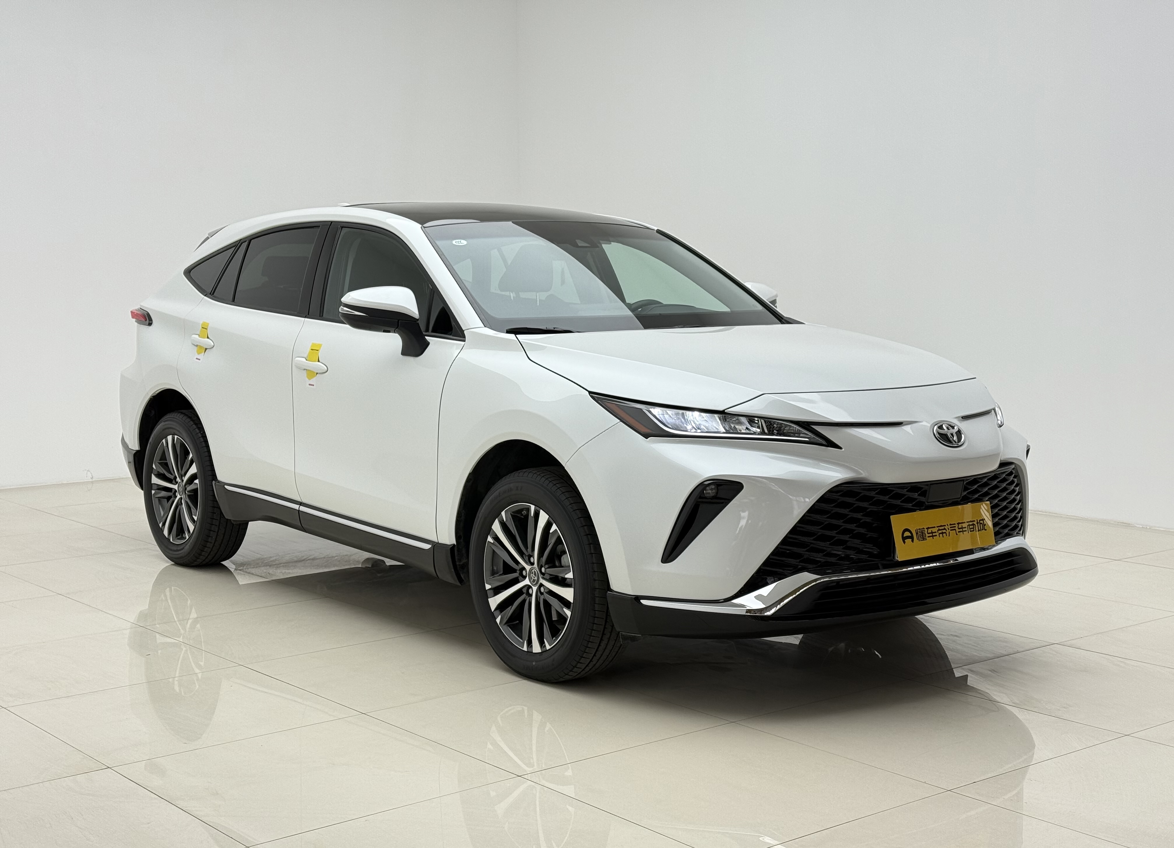 Toyota Venza 2024 صورة سيارة #3