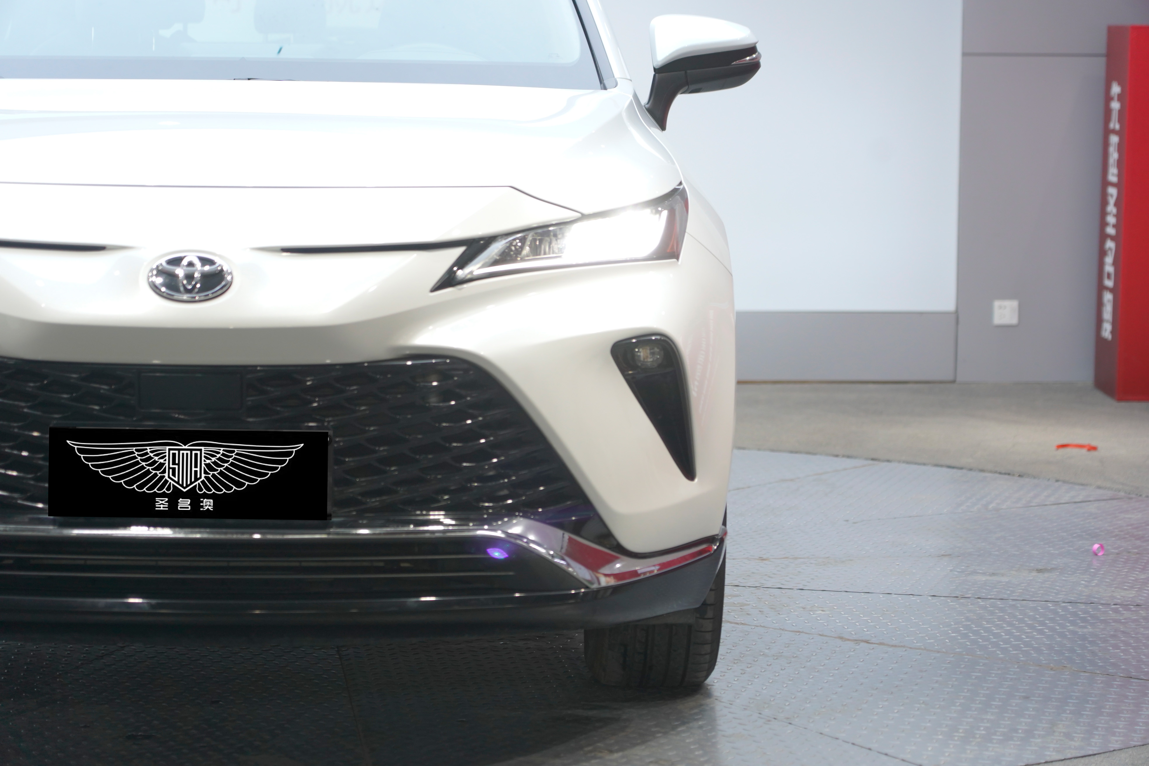 Toyota Venza 2024 car image #3