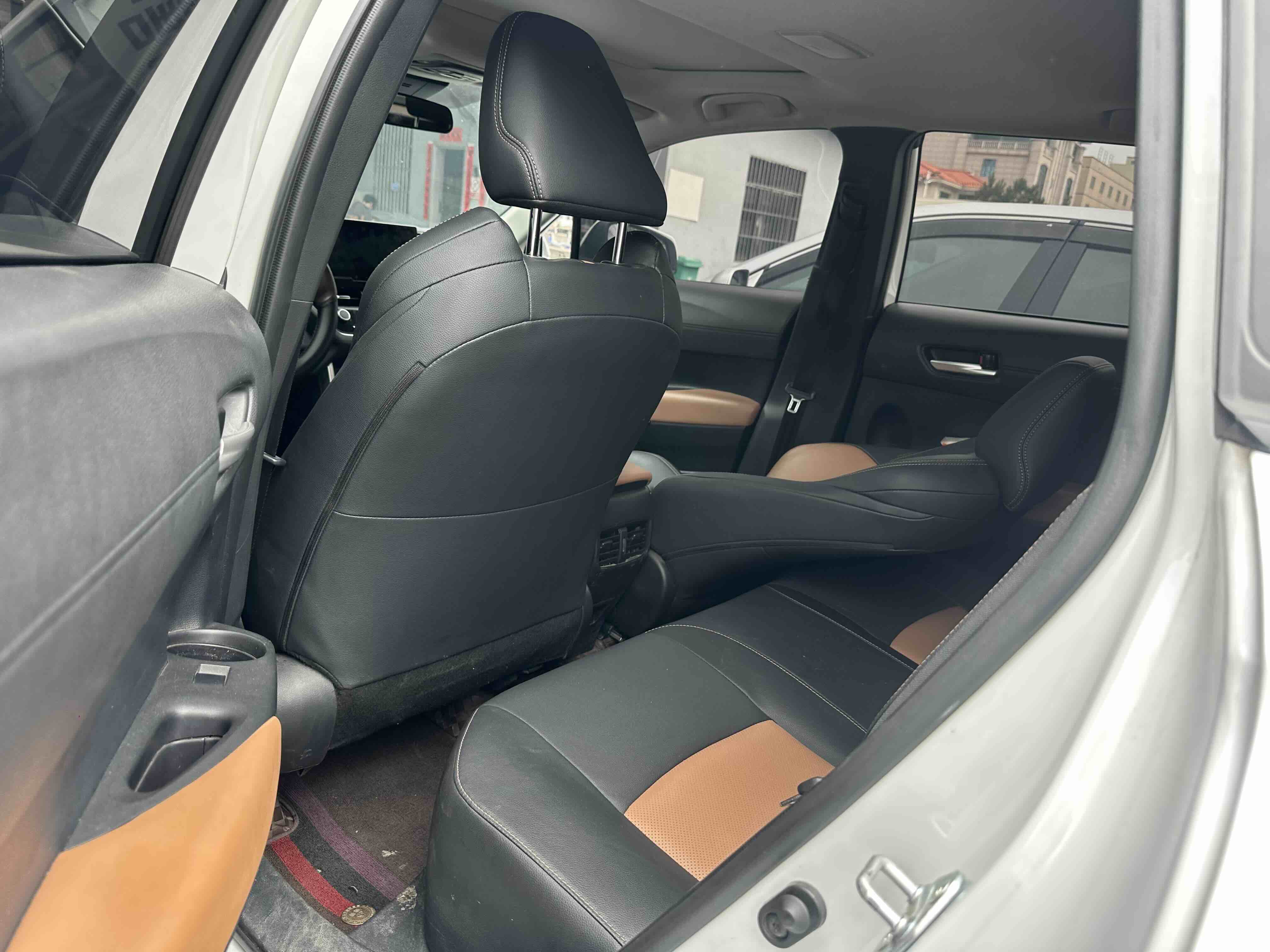 Toyota Frontlander 2024 car image #3