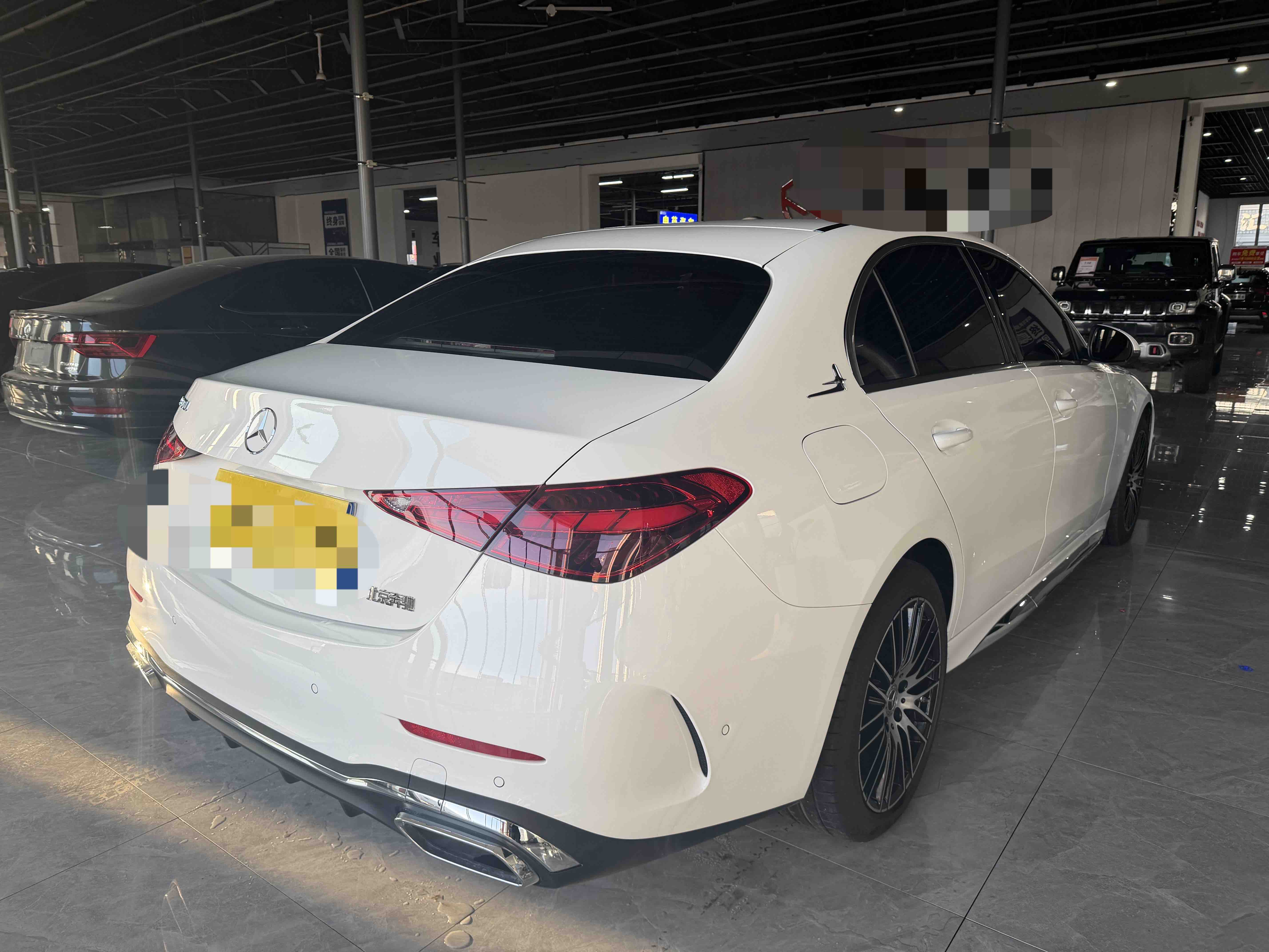 Mercedes-Benz C Class 2024 car image #3