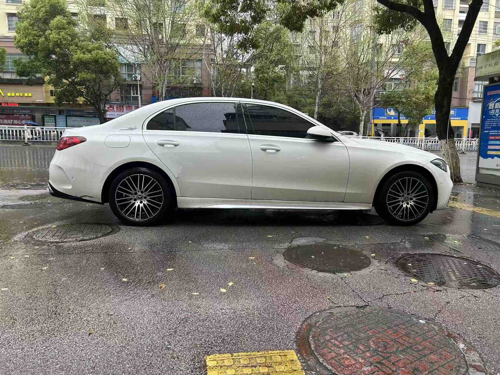 Mercedes-Benz C Class 2023 صورة سيارة #3