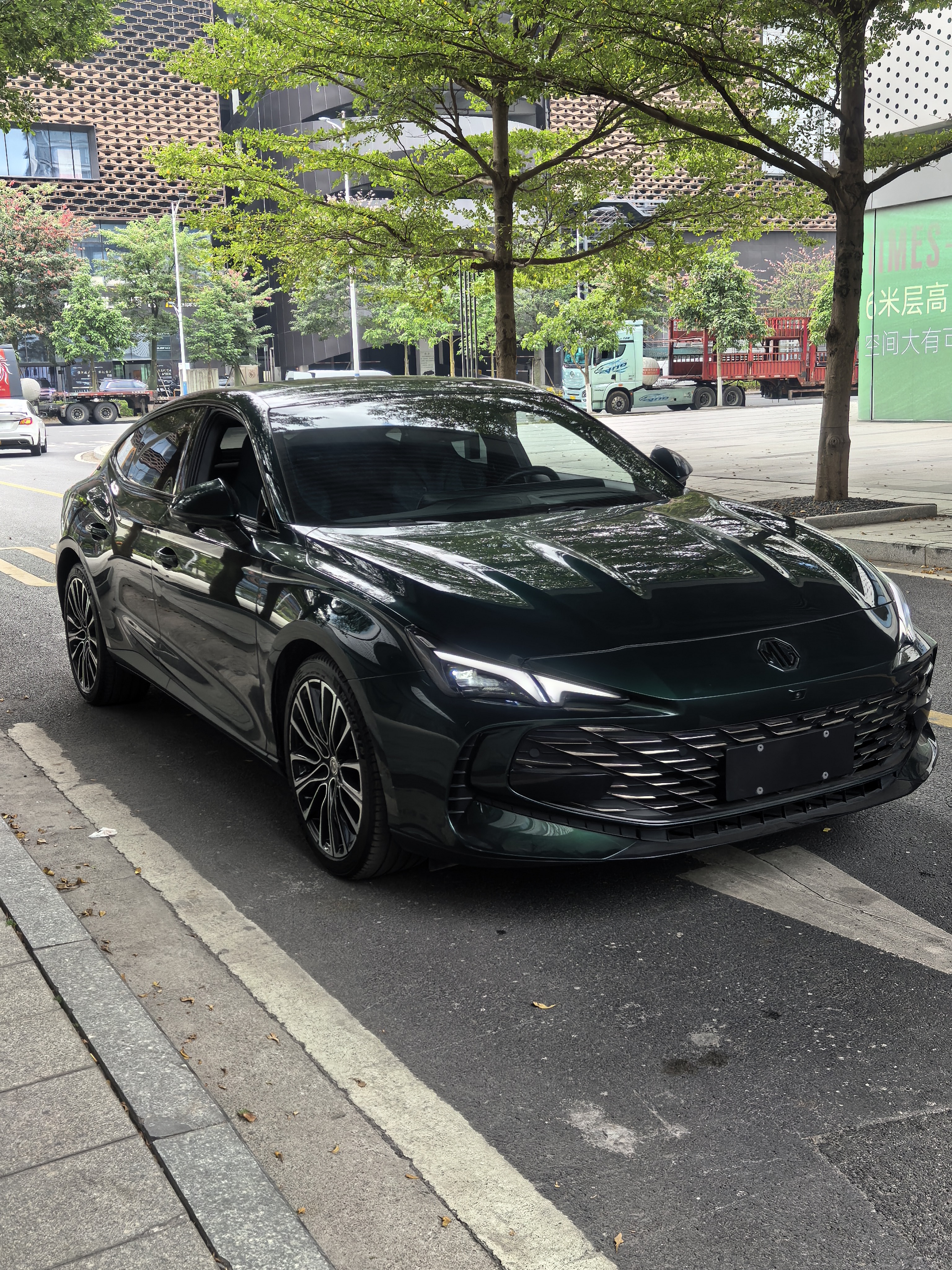 MG 7 2023 car image #3