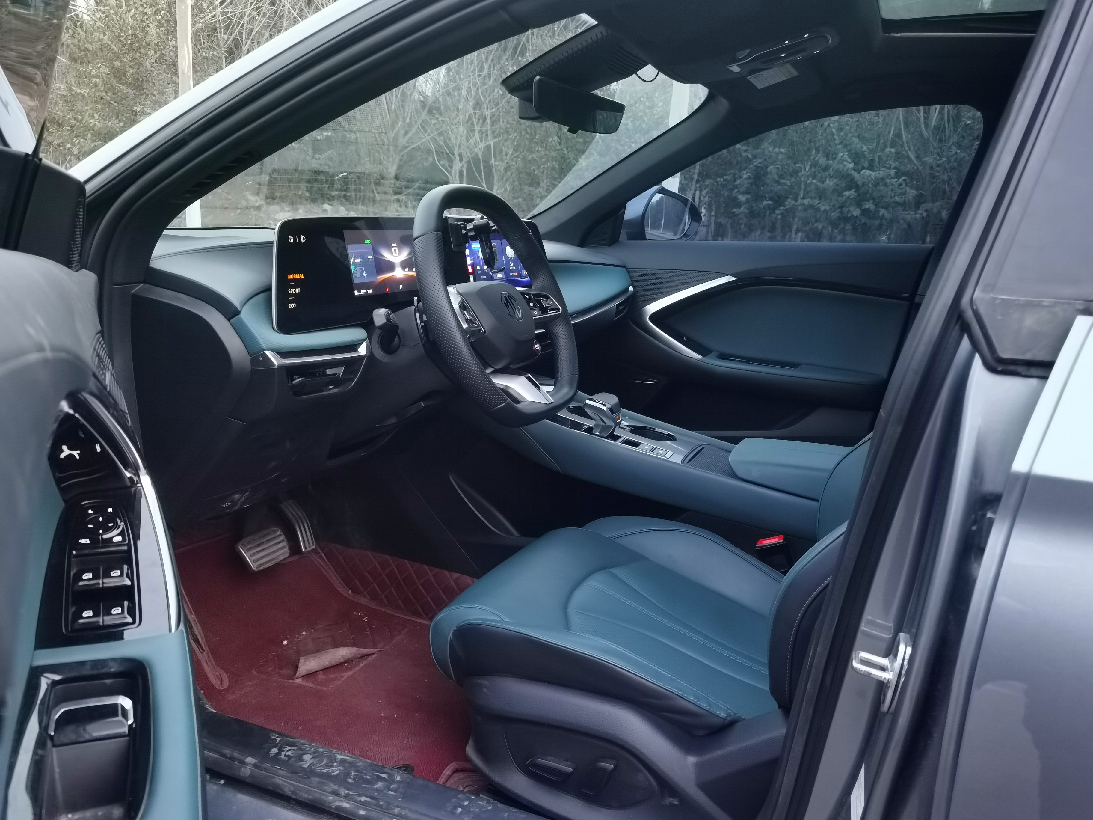 MG 7 2024 car image #3