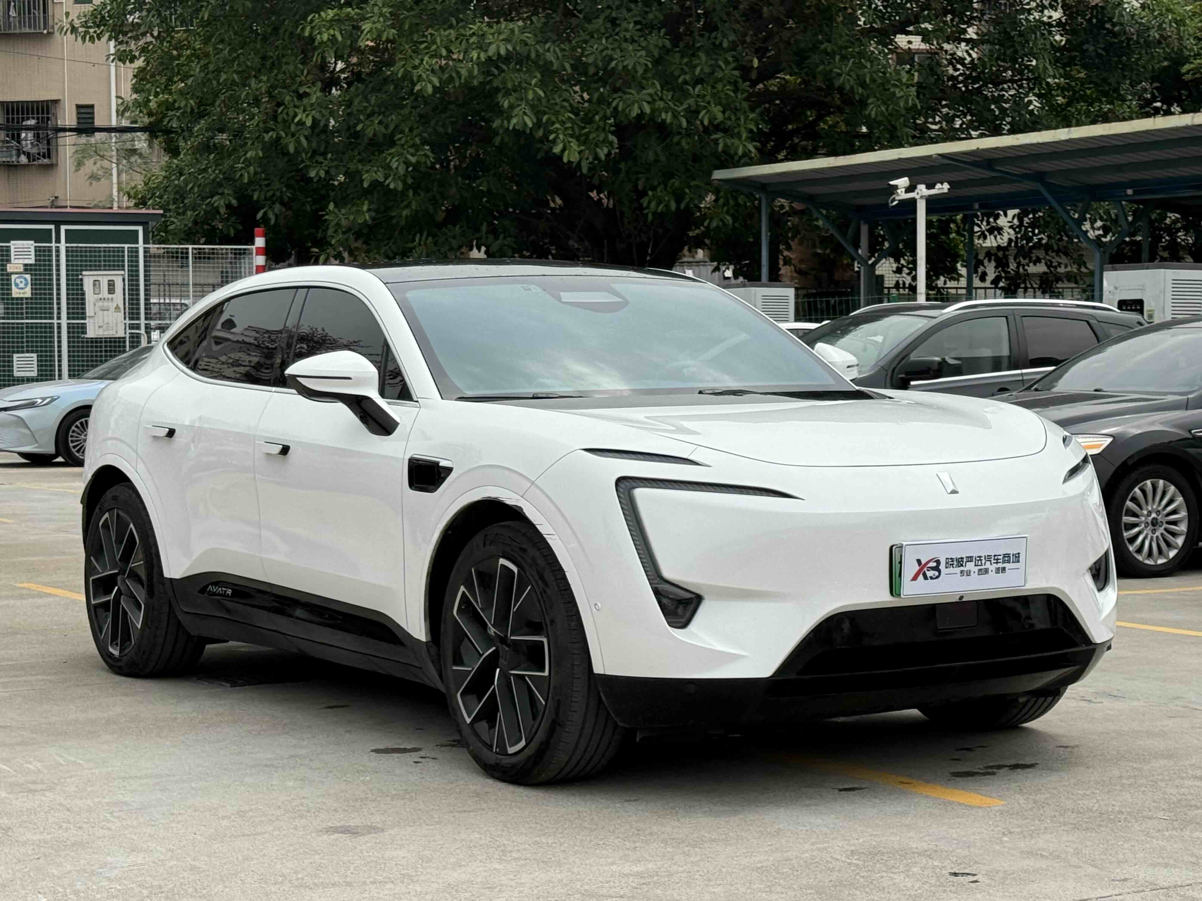 Avatr 11 2023 imagem de carro #3