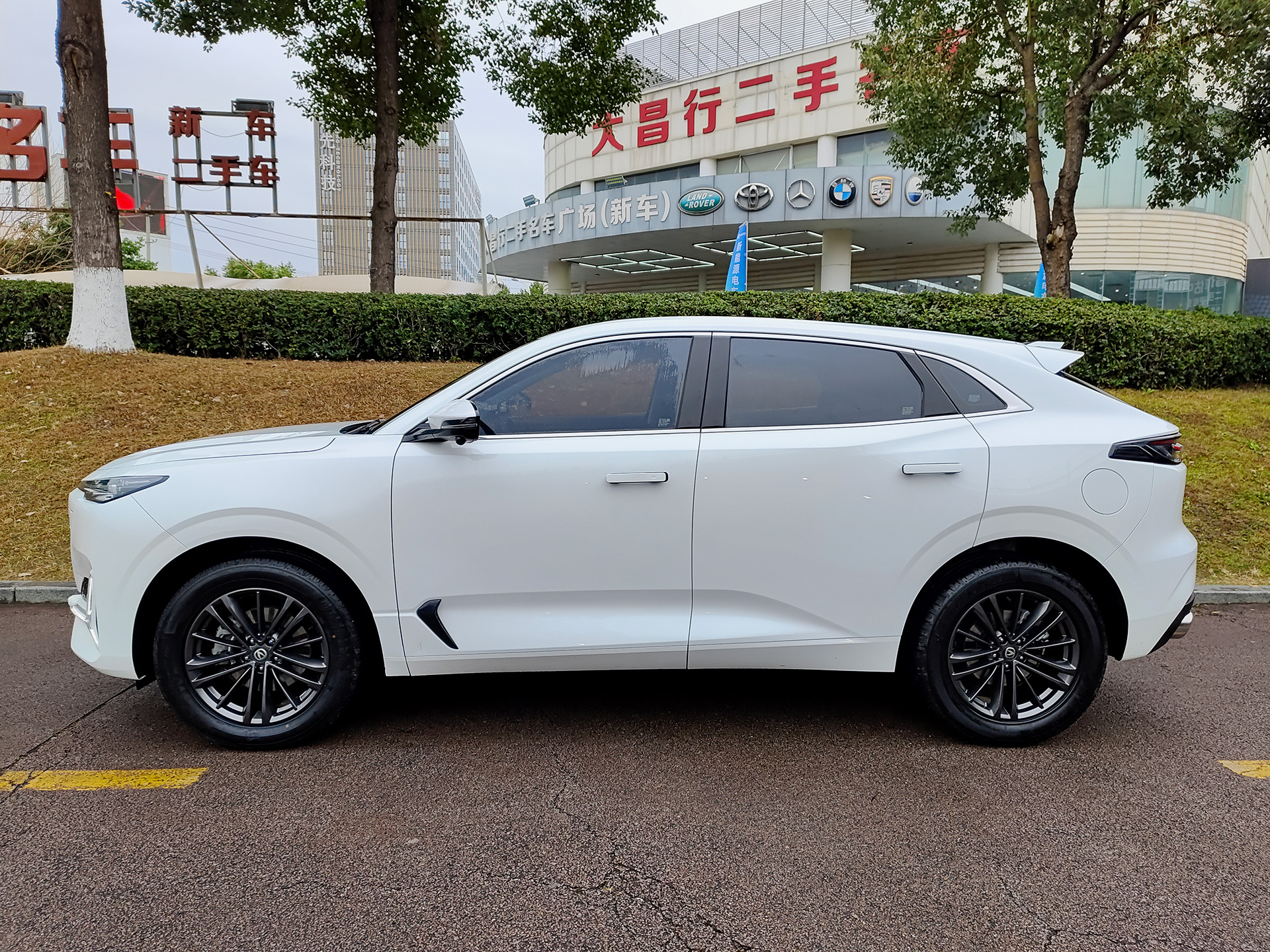 Changan UNI-K 2024 #3 Changan UNI-K 2024 car image #3
