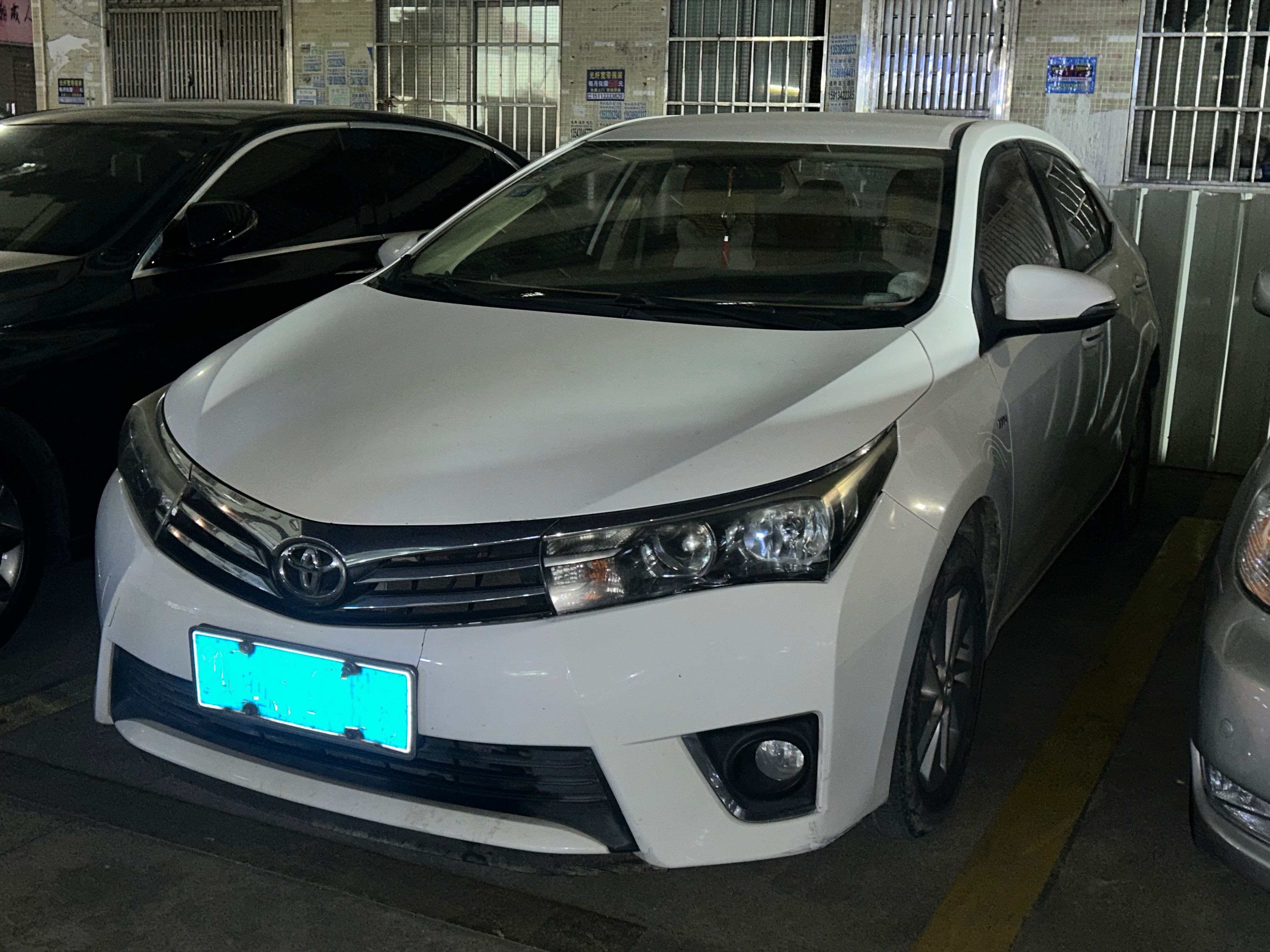 Toyota 2015 car image #3