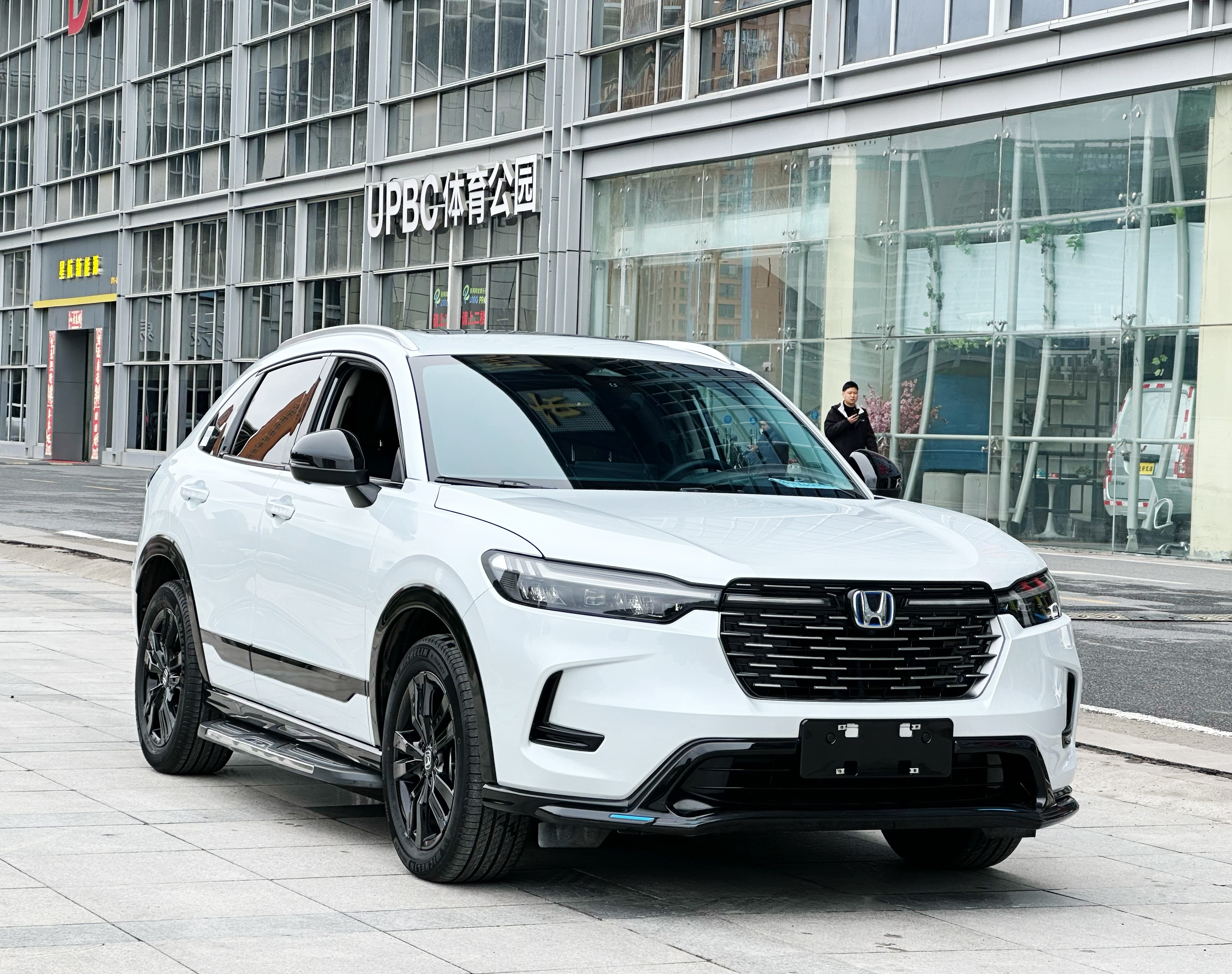 Honda HR-V 2023 car image #3