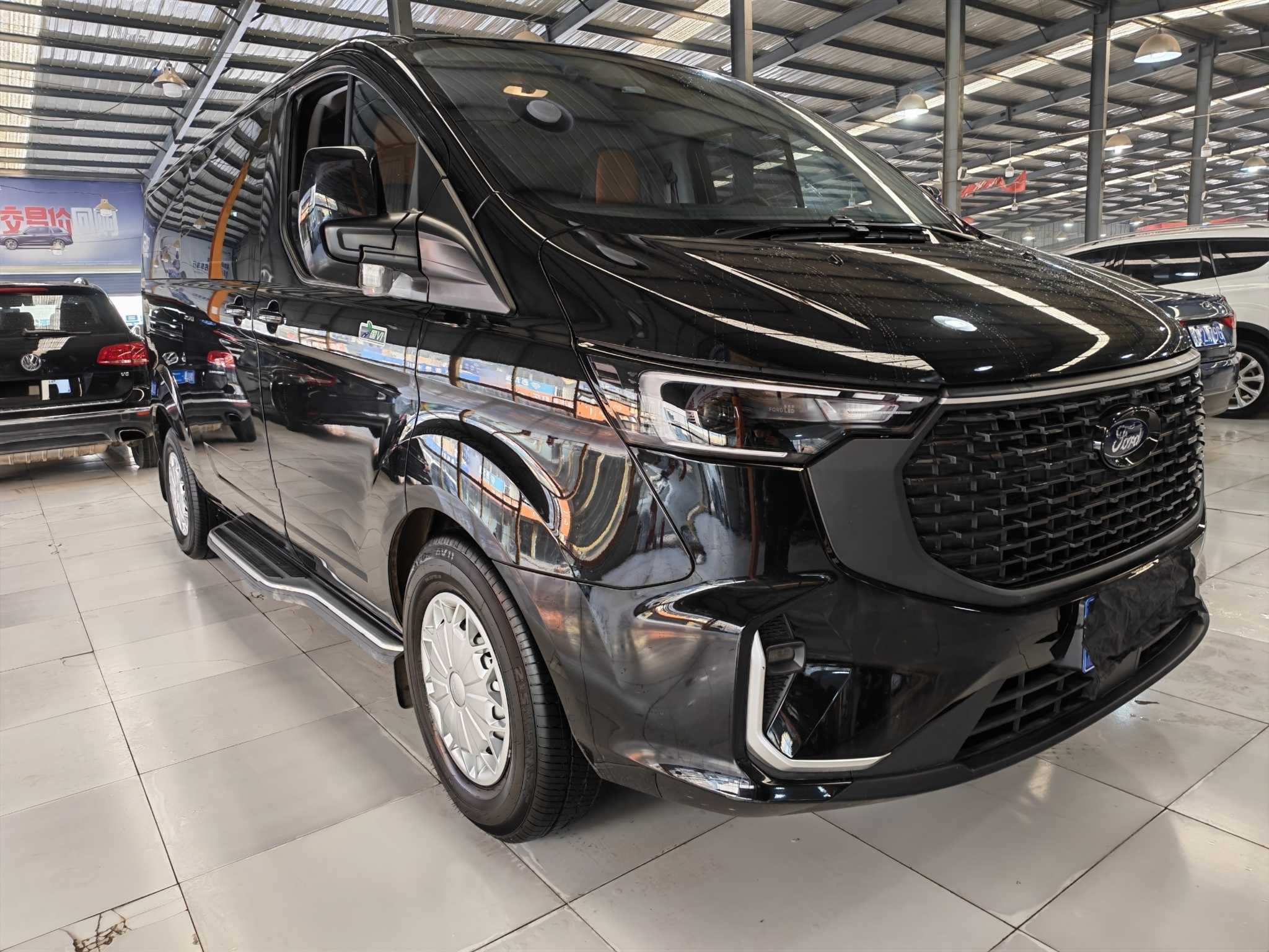 Ford Transit 2025 immagine di auto #3