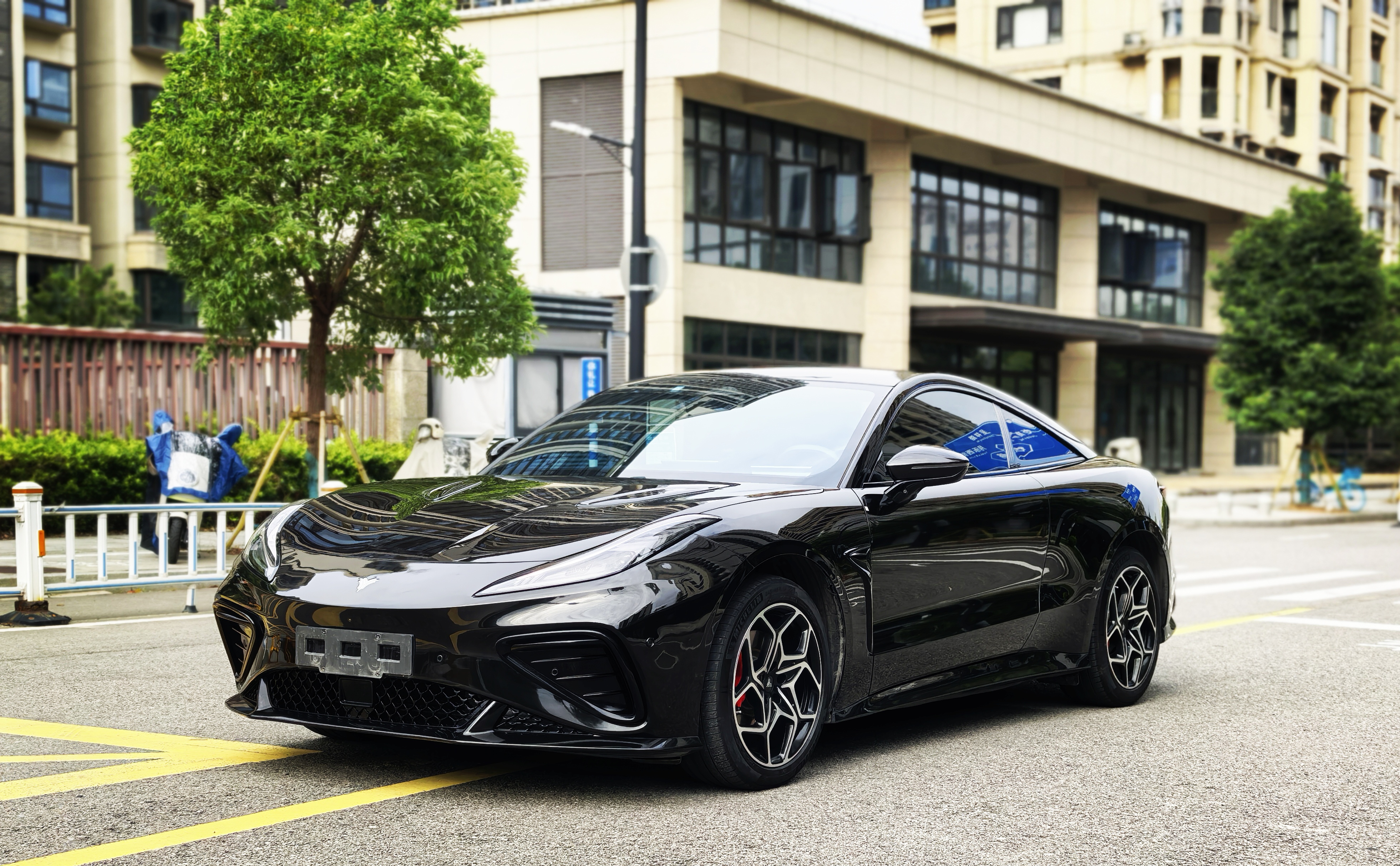 哪吒汽车 哪吒GT 2024 汽车图片 #3