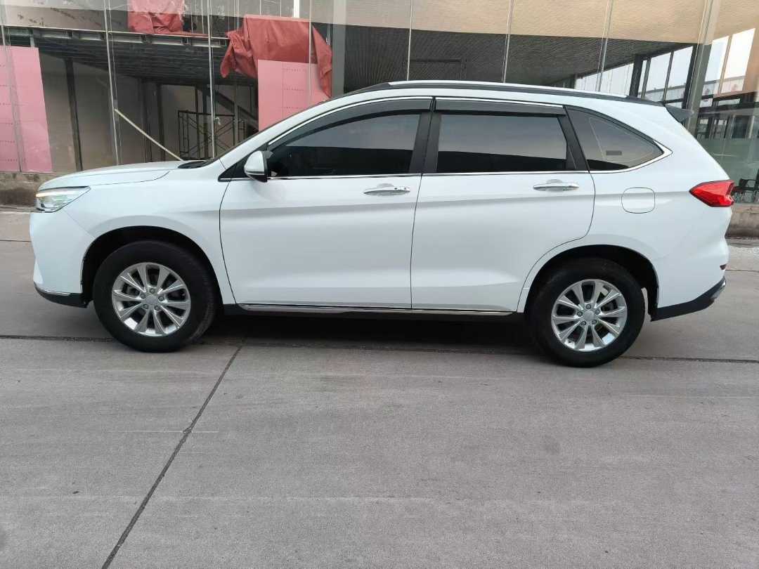 Haval M6 2023 #3 Haval M6 2023 car image #3