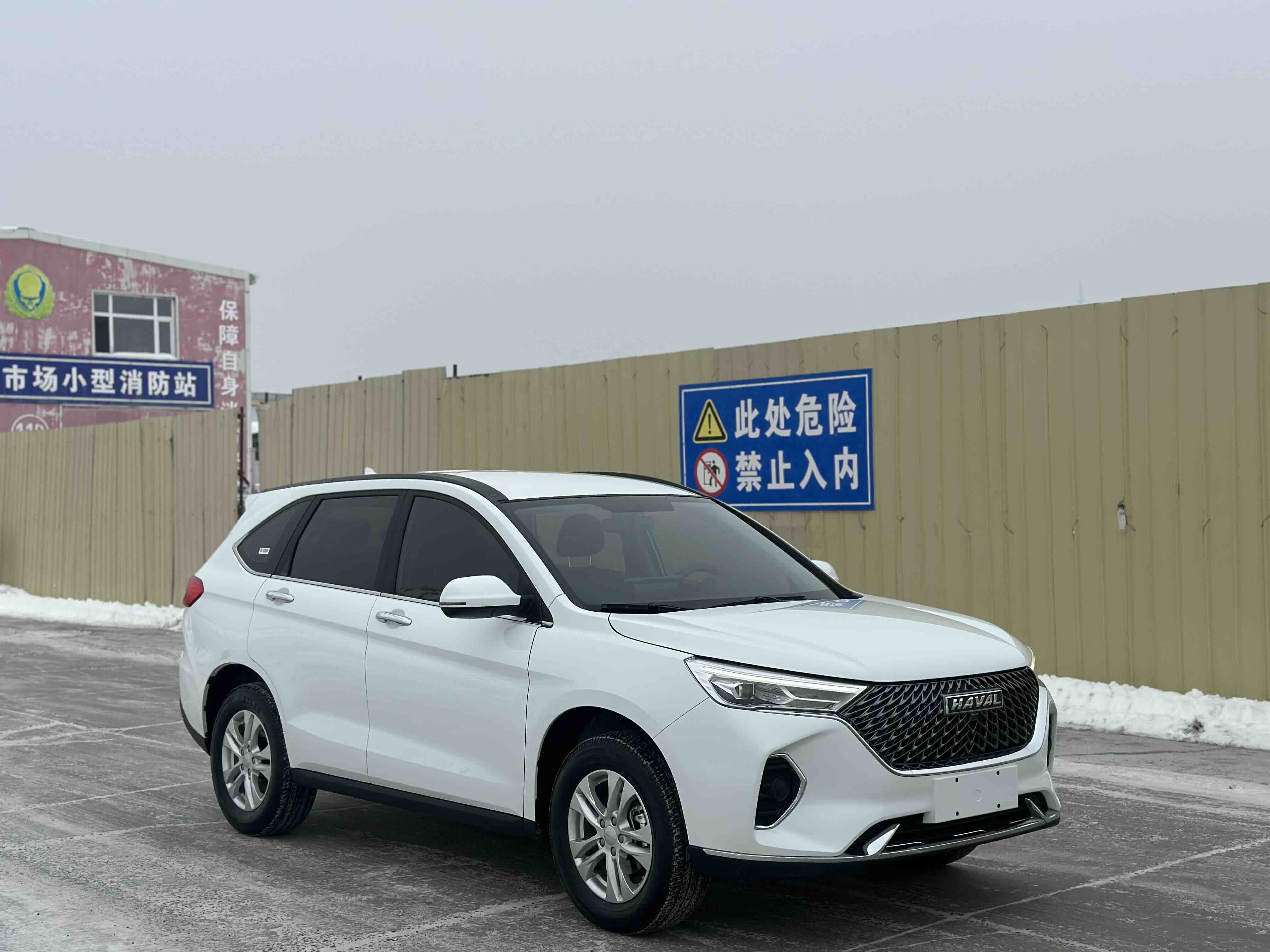 Haval M6 2023 #3 Haval M6 2023 صورة سيارة #3