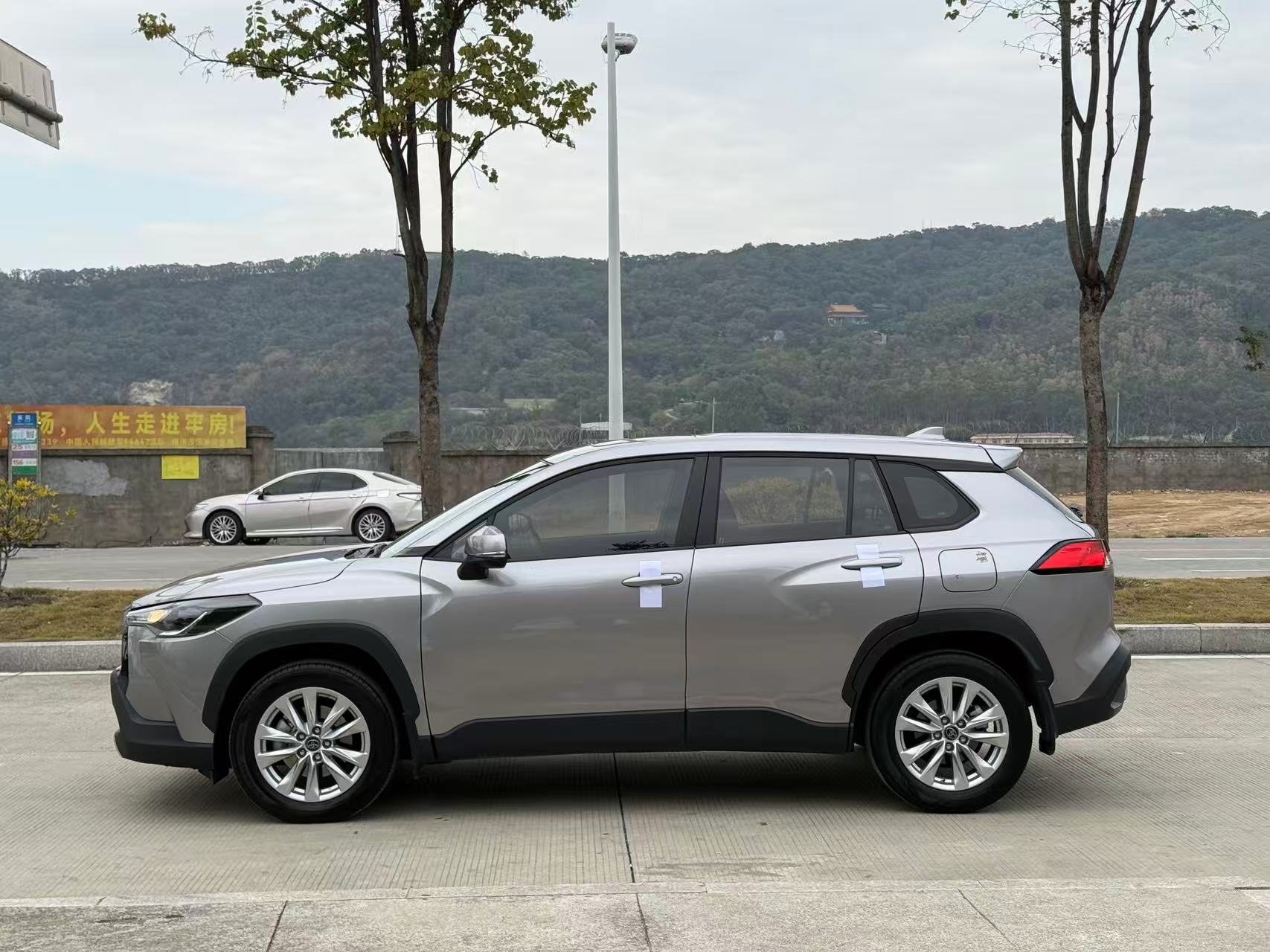 Toyota Corolla Cross 2024 car image #3