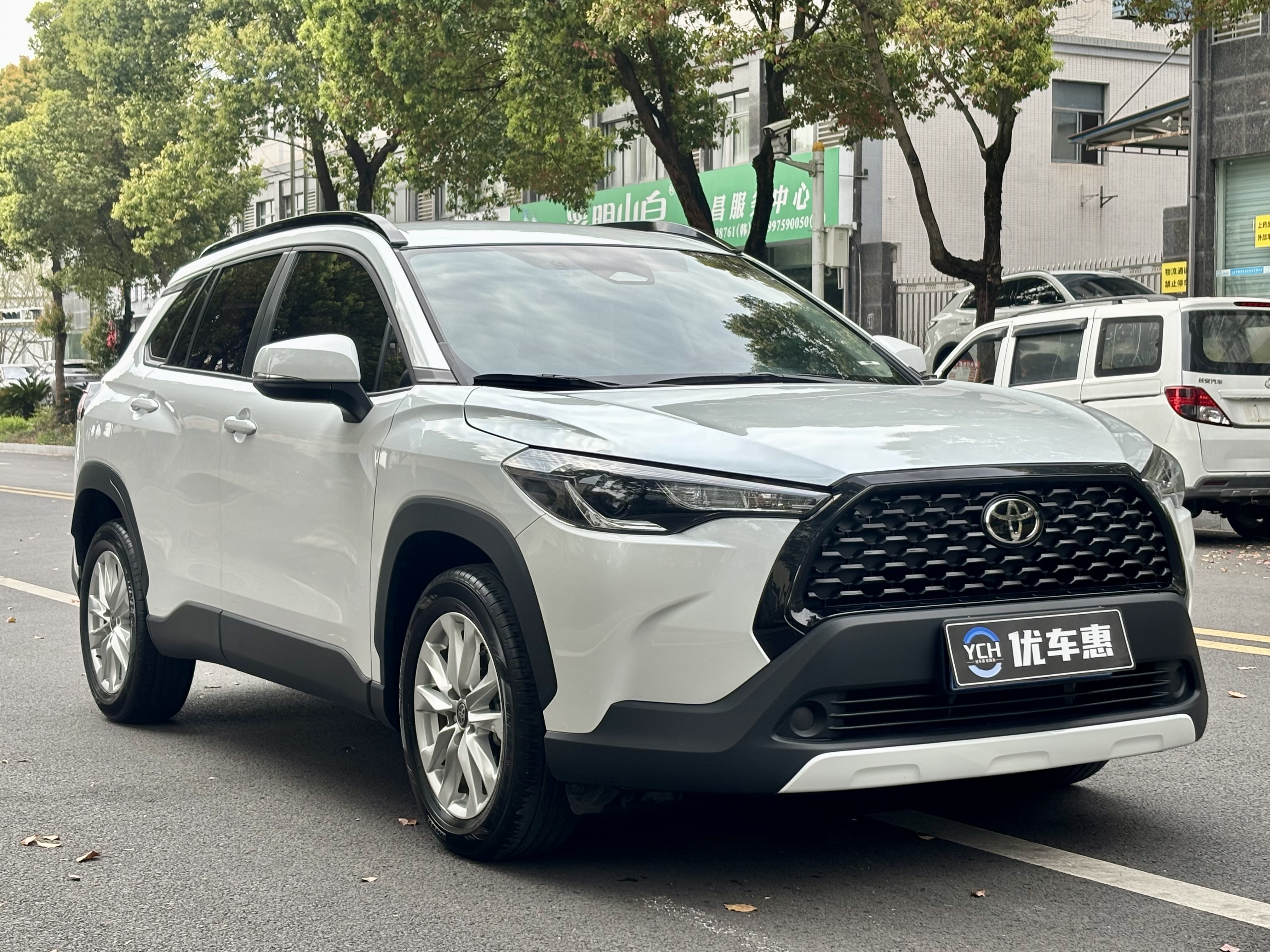 Toyota Corolla Cross 2024 immagine di auto #3