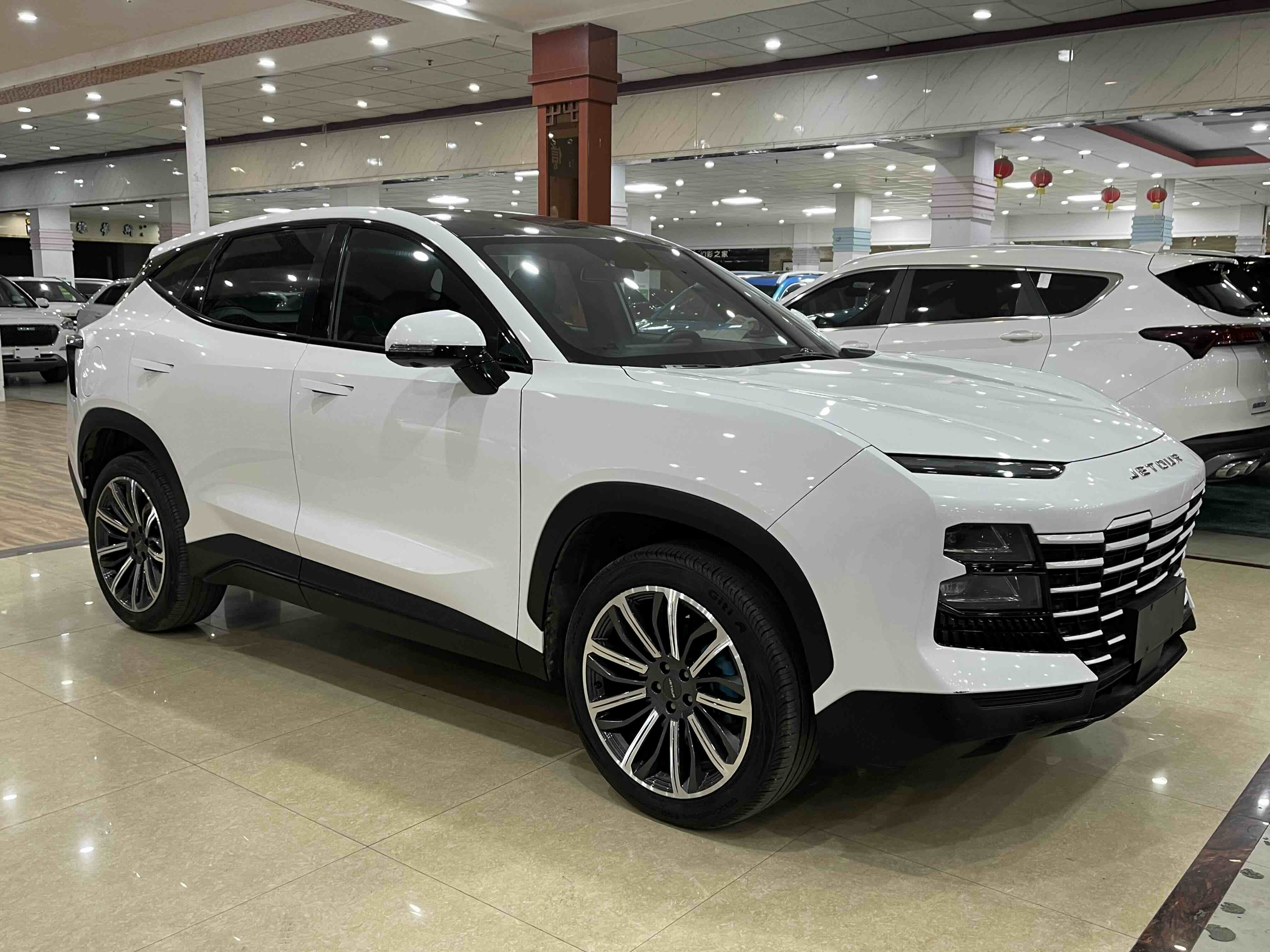2023 car image #3