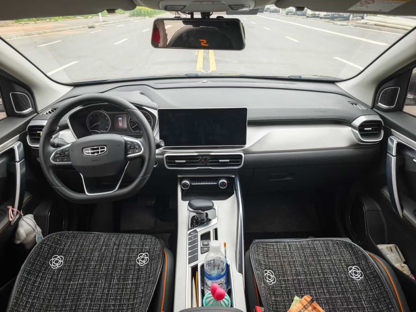 GEELY Coolray 2024 #3 GEELY Coolray 2024 car image #3