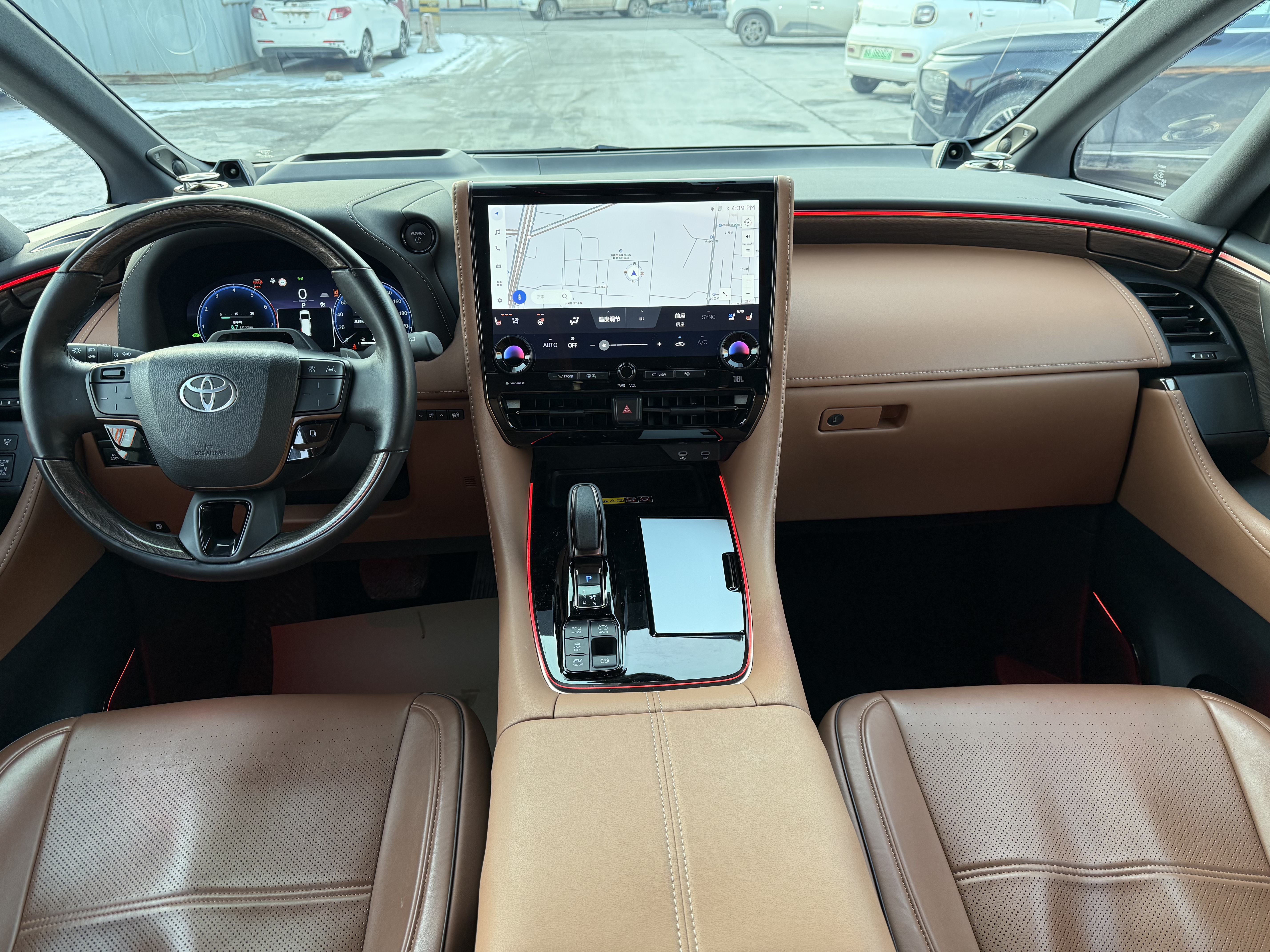 Toyota Alphard 2025 car image #3