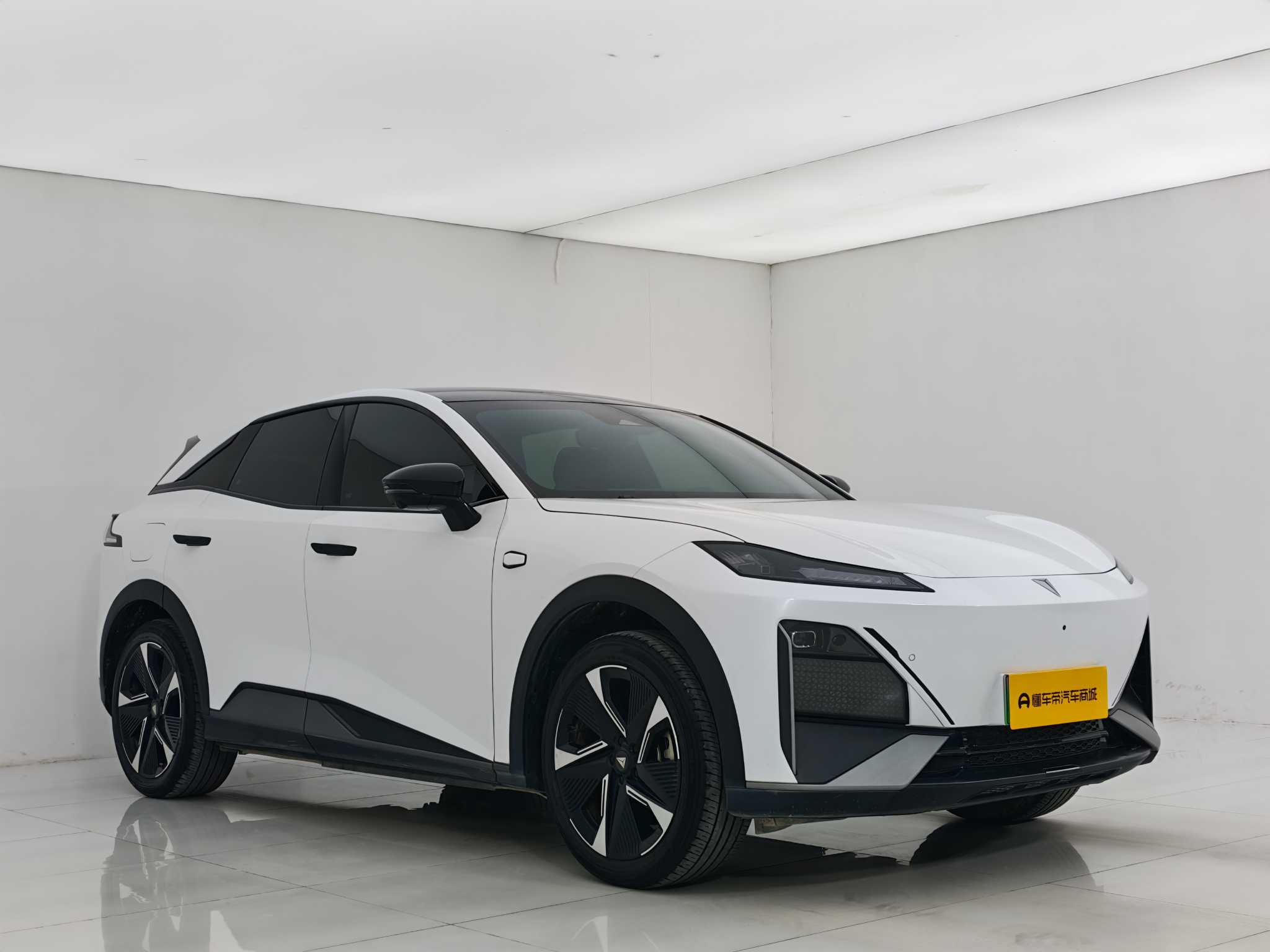 Deepal S07 2023 car image #3