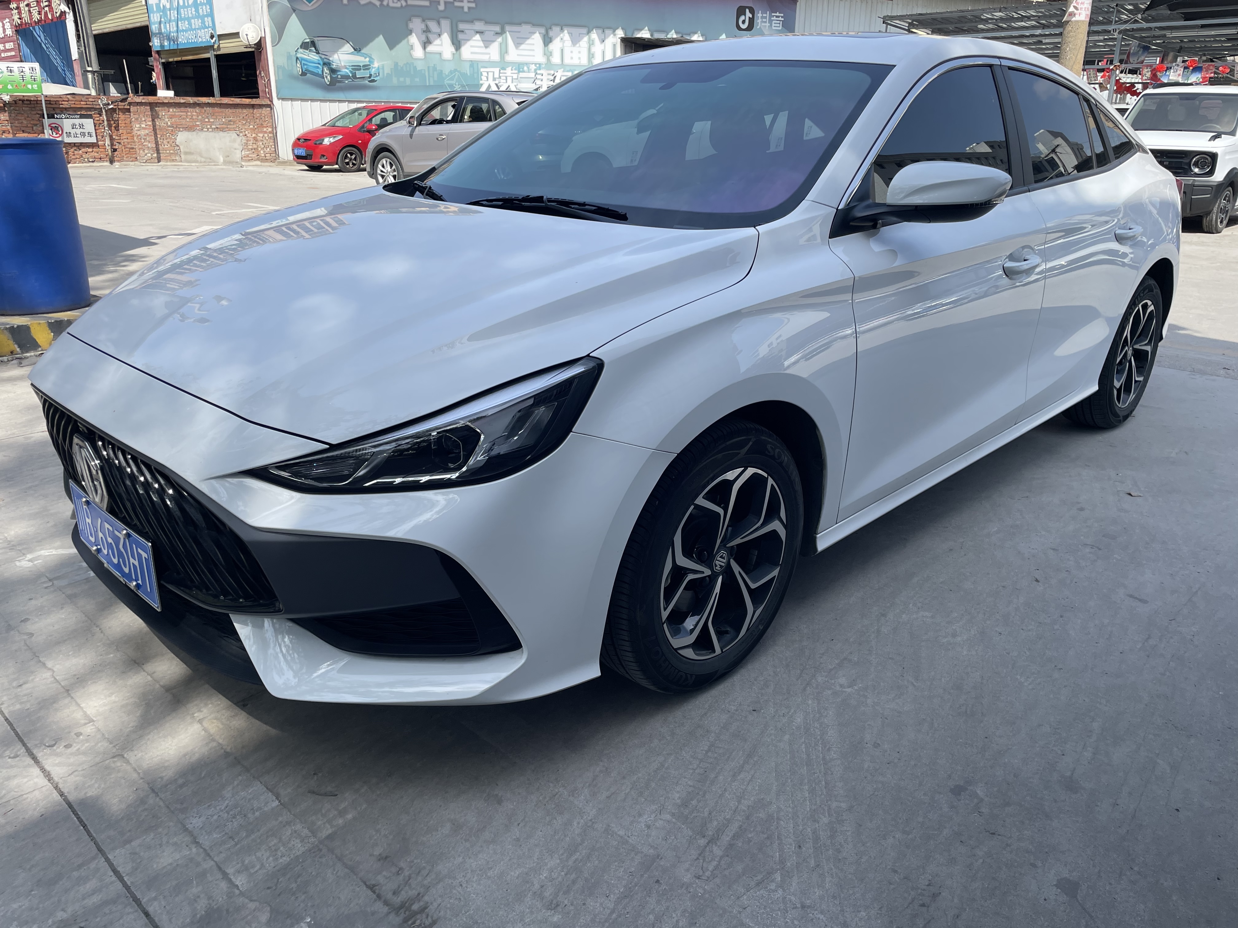 5 2024 immagine di auto #3