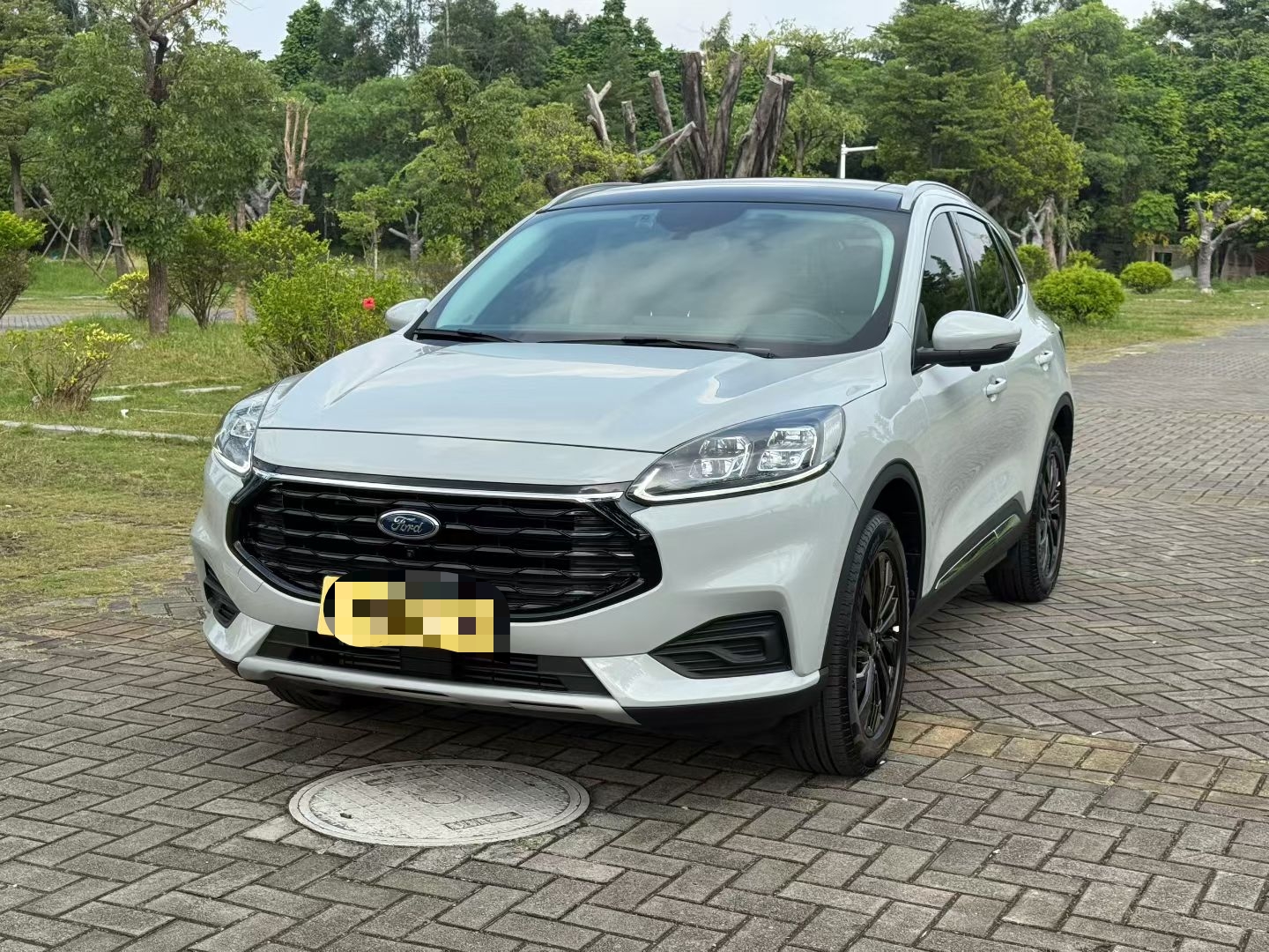 Ford Escape 2023 immagine di auto #3