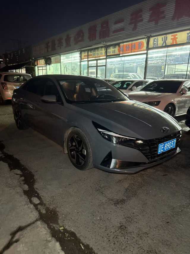 Hyundai Elantra 2023 صورة سيارة #3