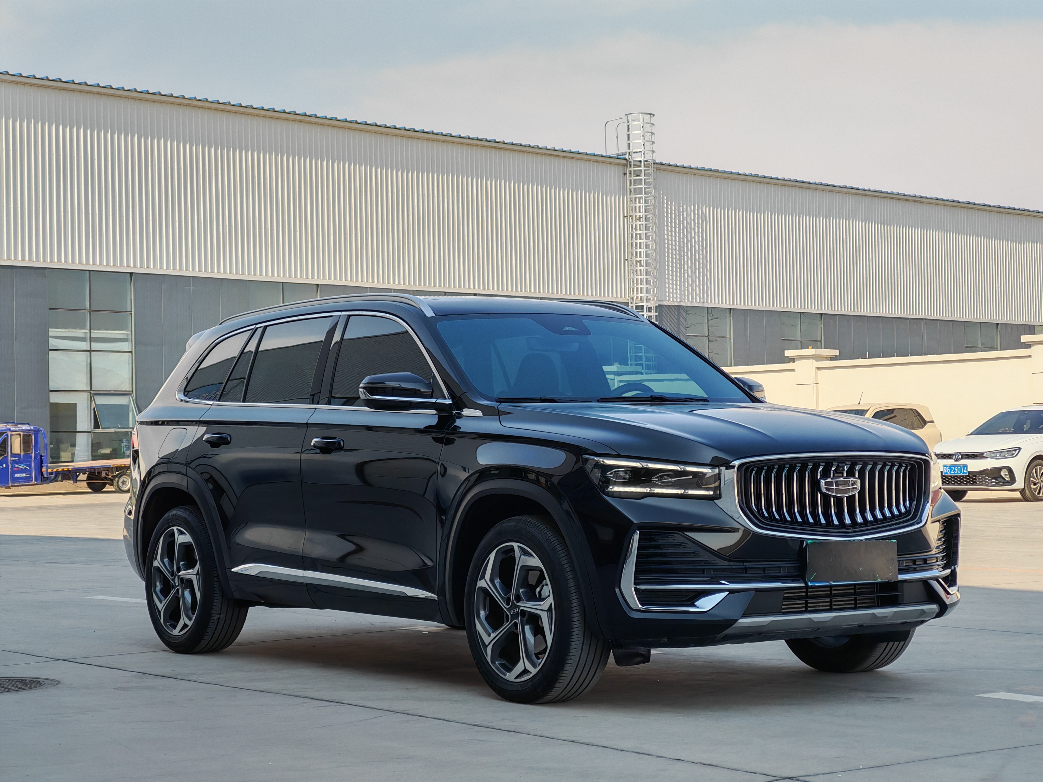 GEELY Monjaro 2024 car image #3