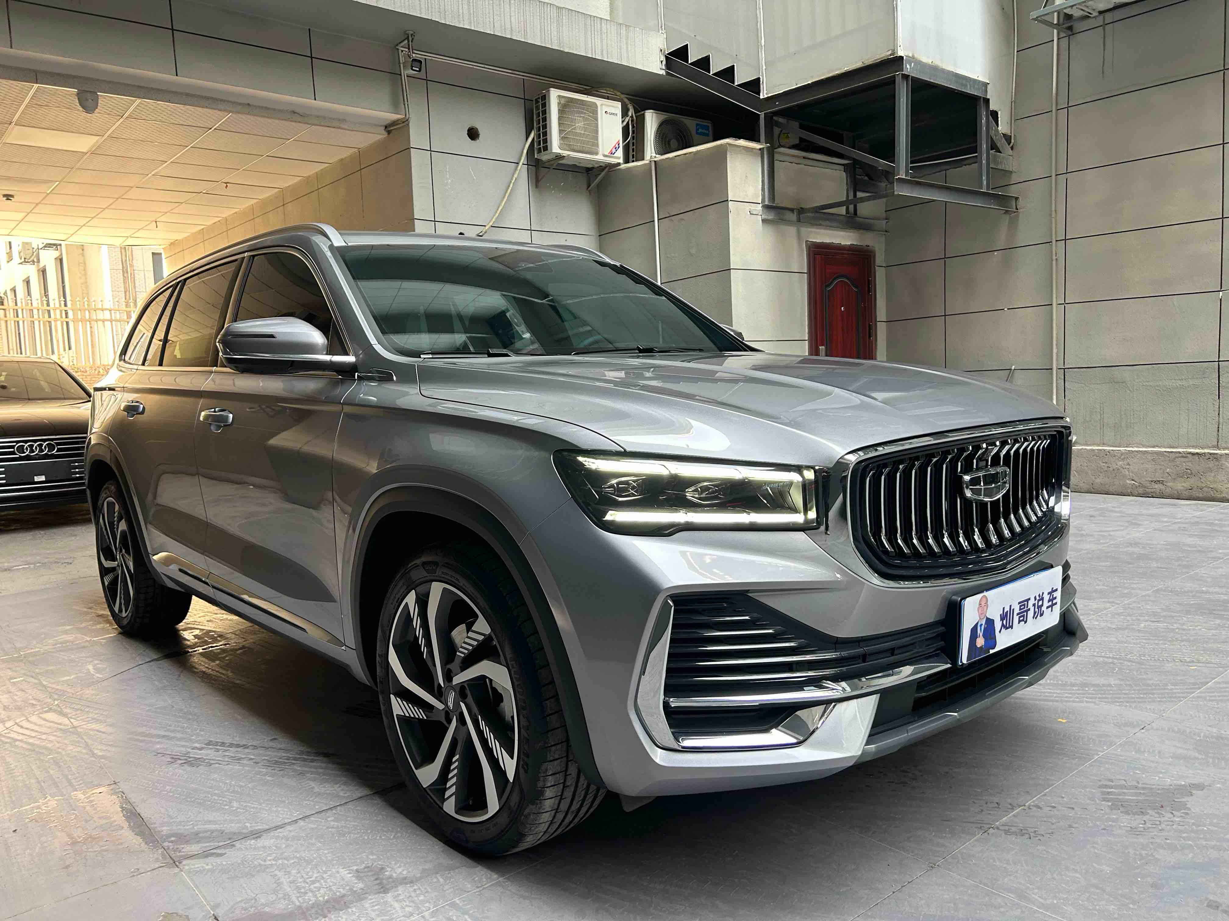 GEELY Monjaro 2024 car image #3