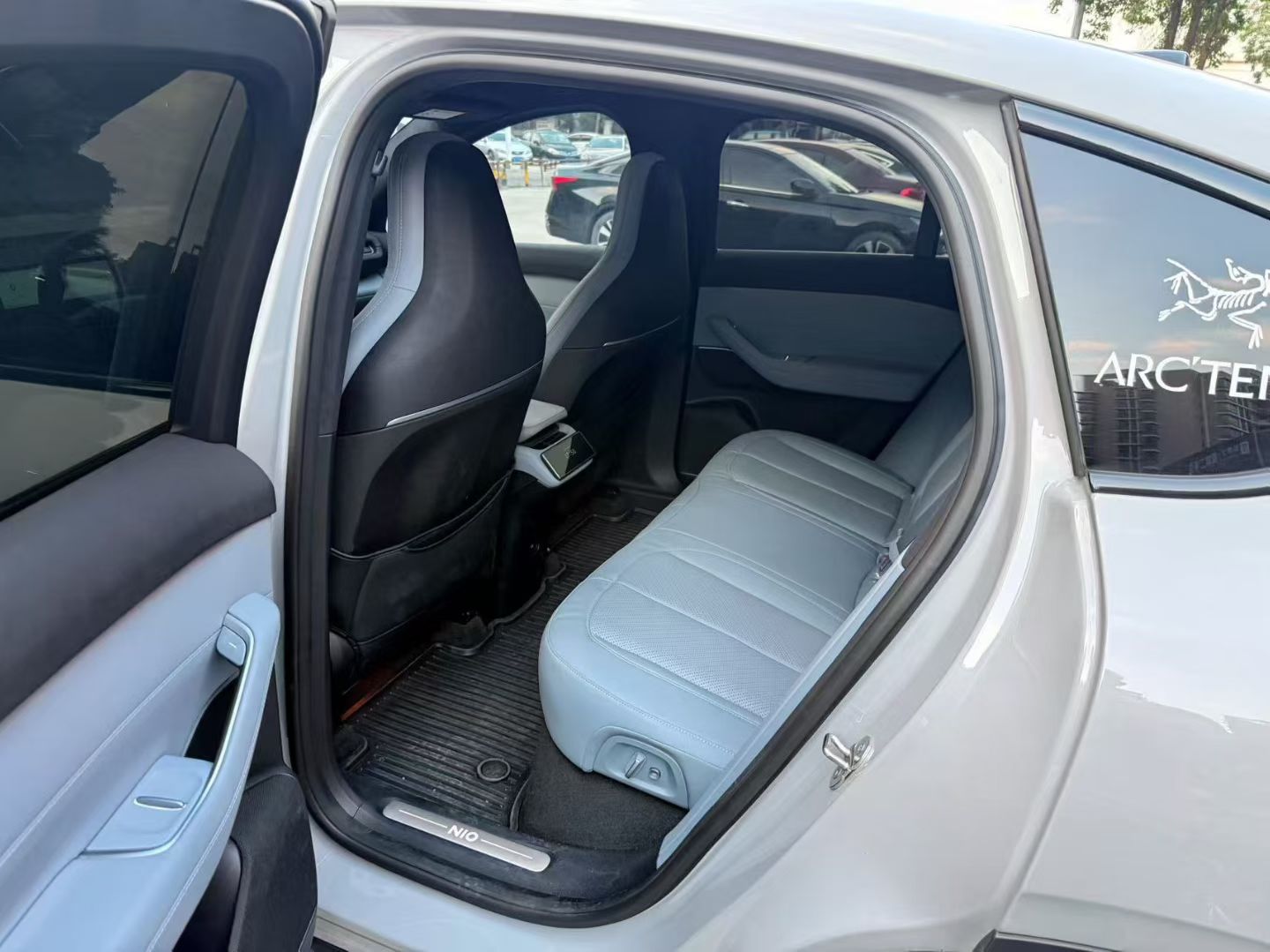 蔚来 蔚来EC6 2024 汽车图片 #3