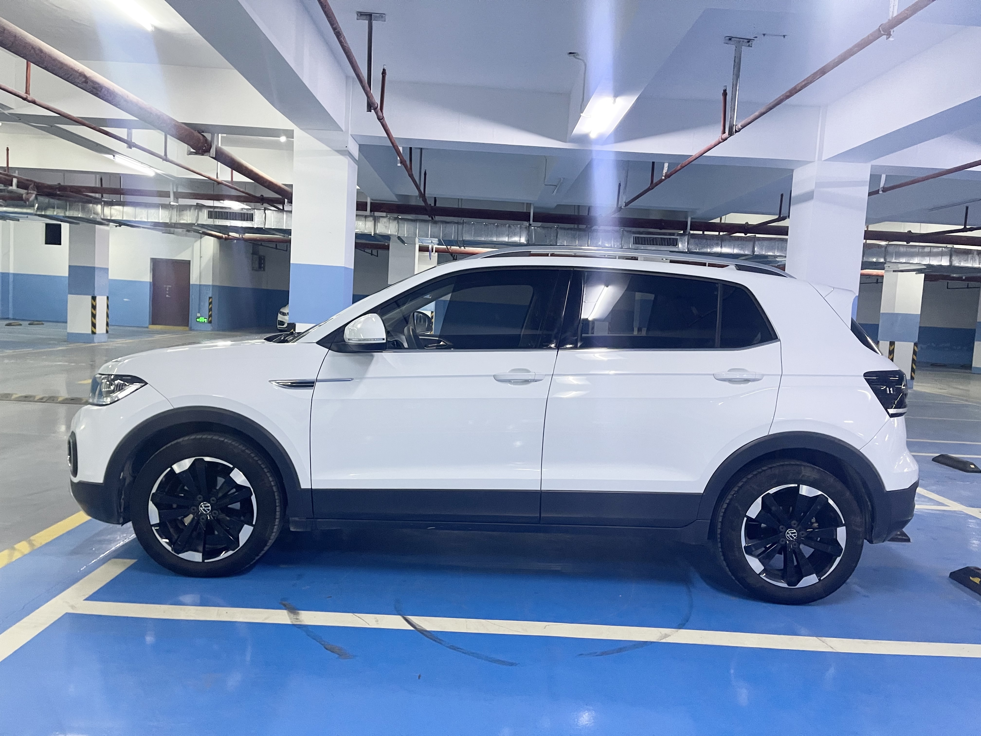 Volkswagen Tacqua 2023 car image #3