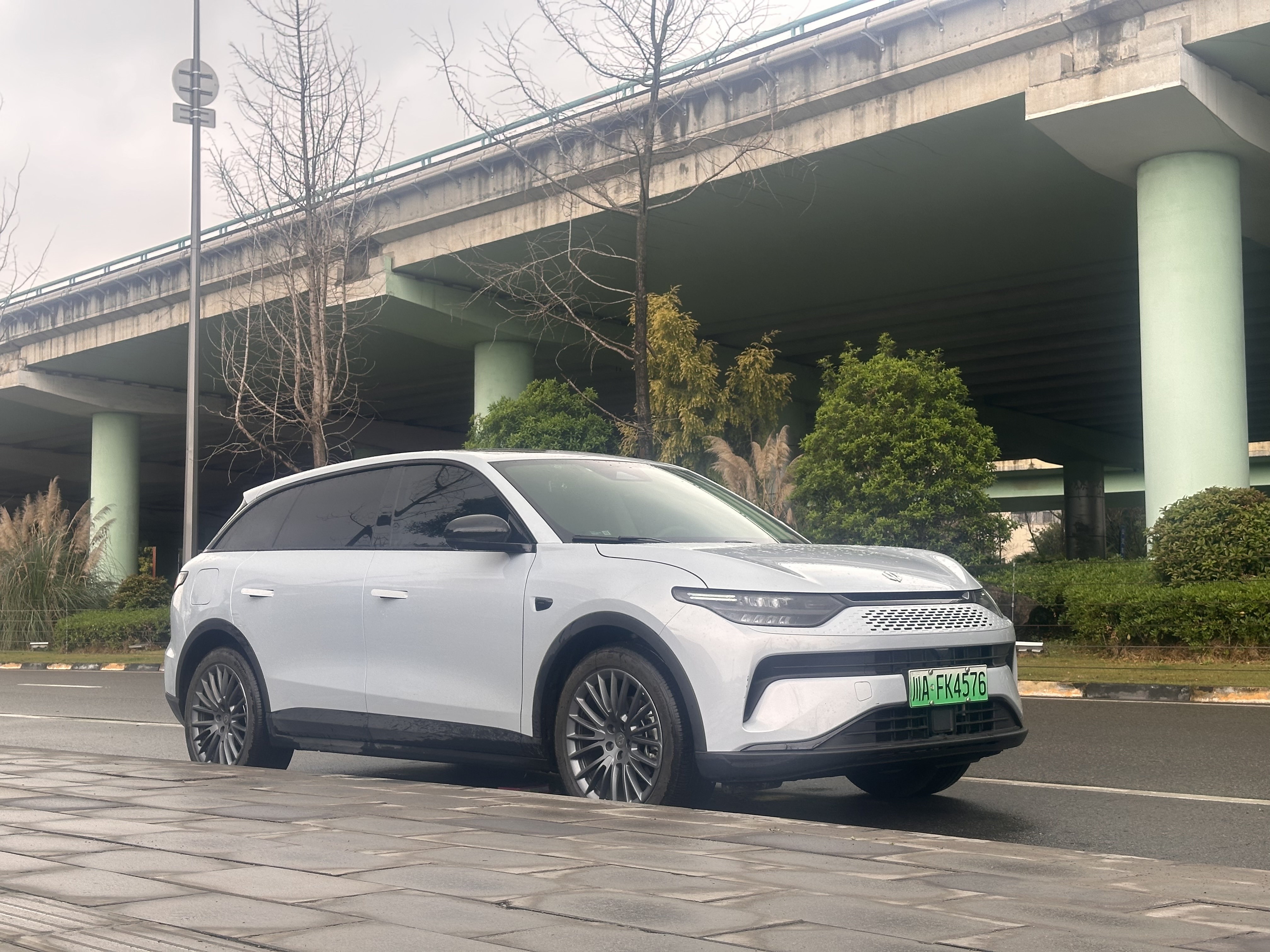 零跑汽车 零跑C11 2024 汽车图片 #3