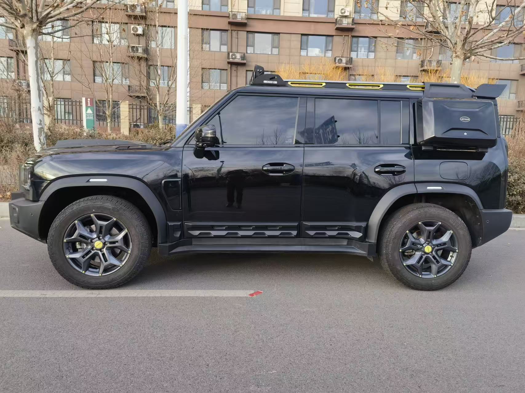 Jetour Traveller 2023 car image #3